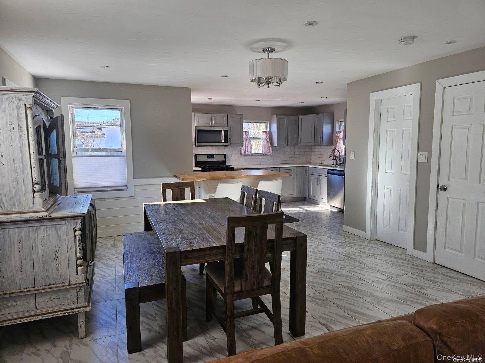 146 Kingston BLVD, Island Park, NY 11558