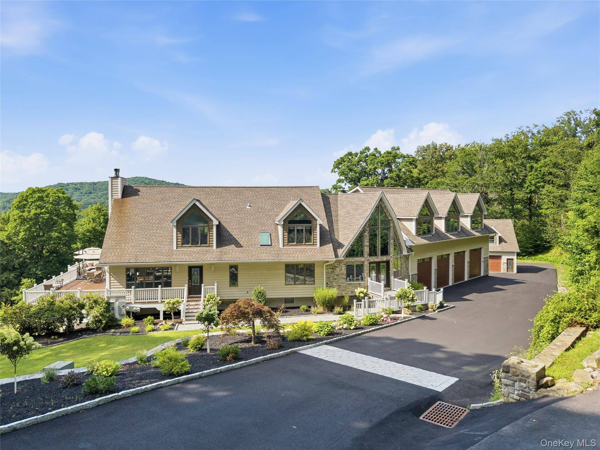 39 Julia CT, Mahopac, NY 10541