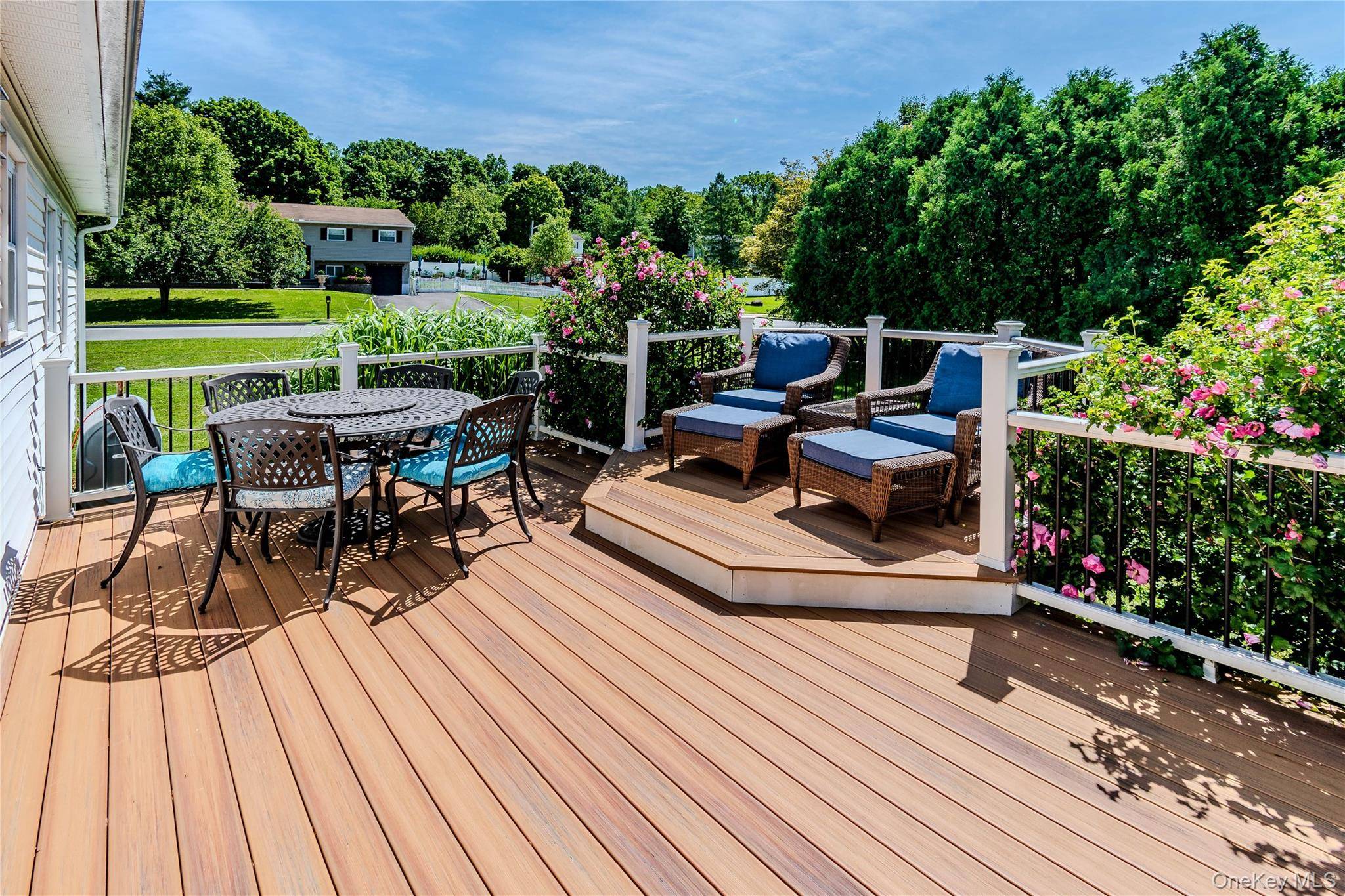 1 Patriot LN, Washingtonville, NY 10992
