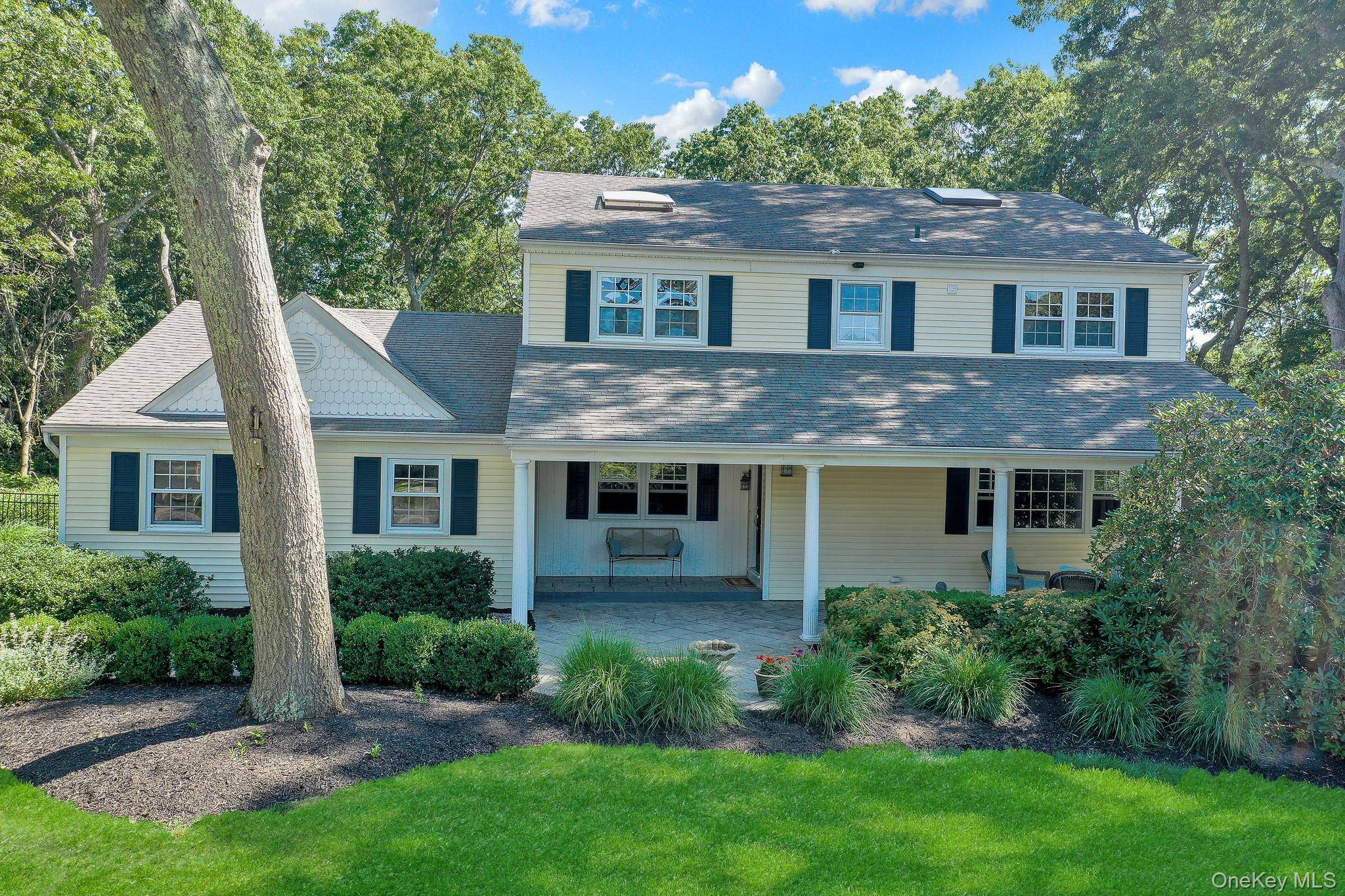 24 Fox RD, East Setauket, NY 11733