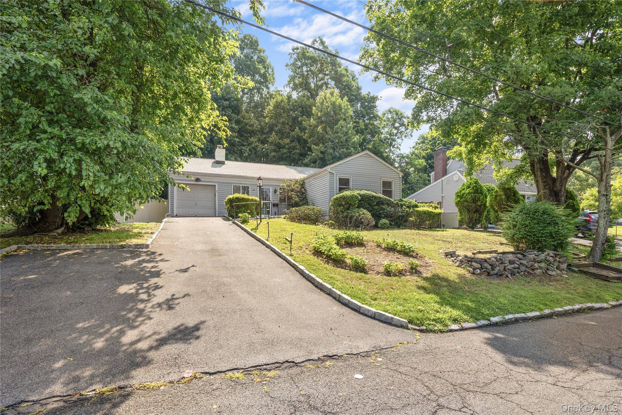 105 Hilltop Road, Ardsley, NY 10502