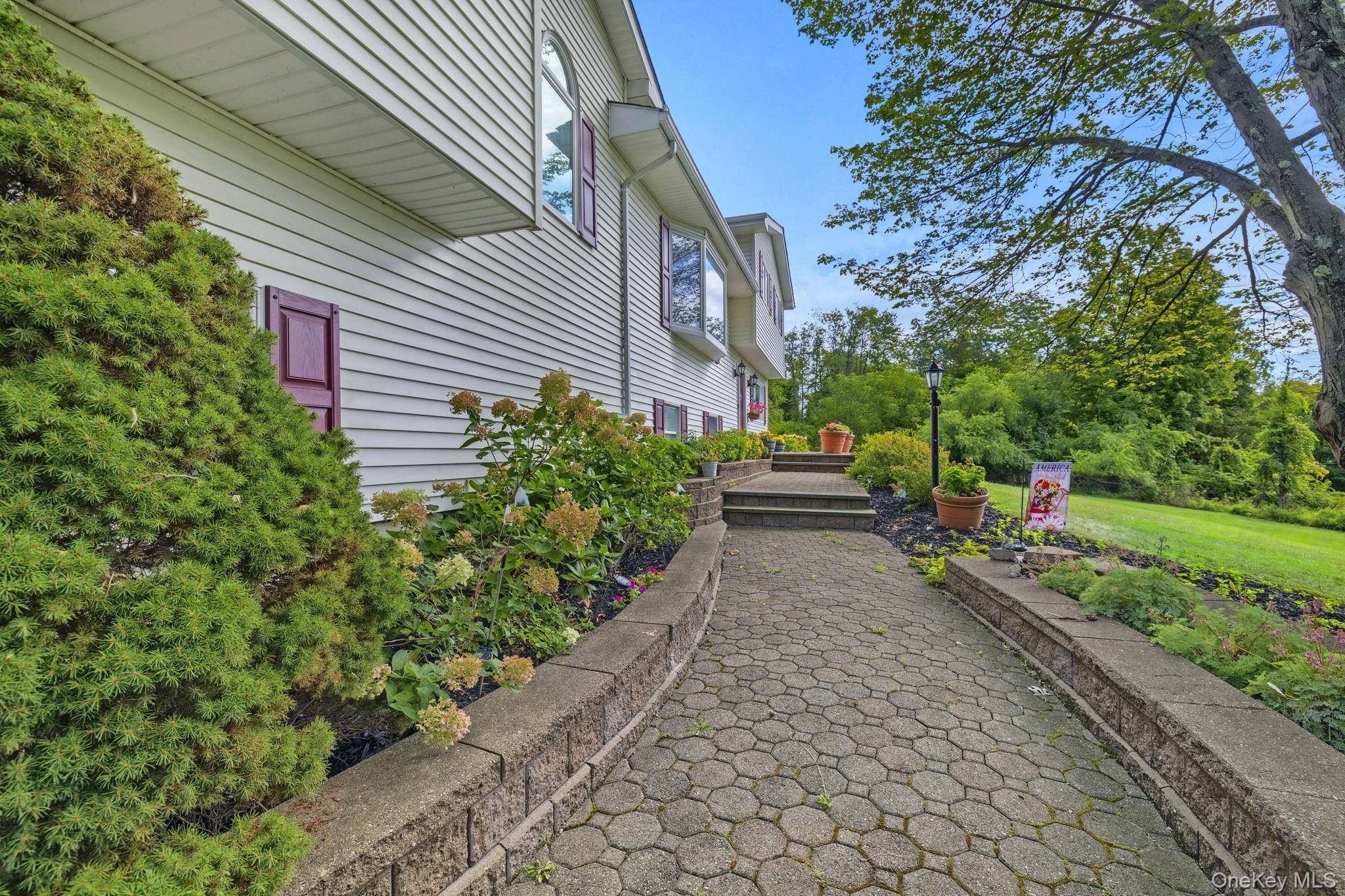 190 Ridge RD, Highland Mills, NY 10930