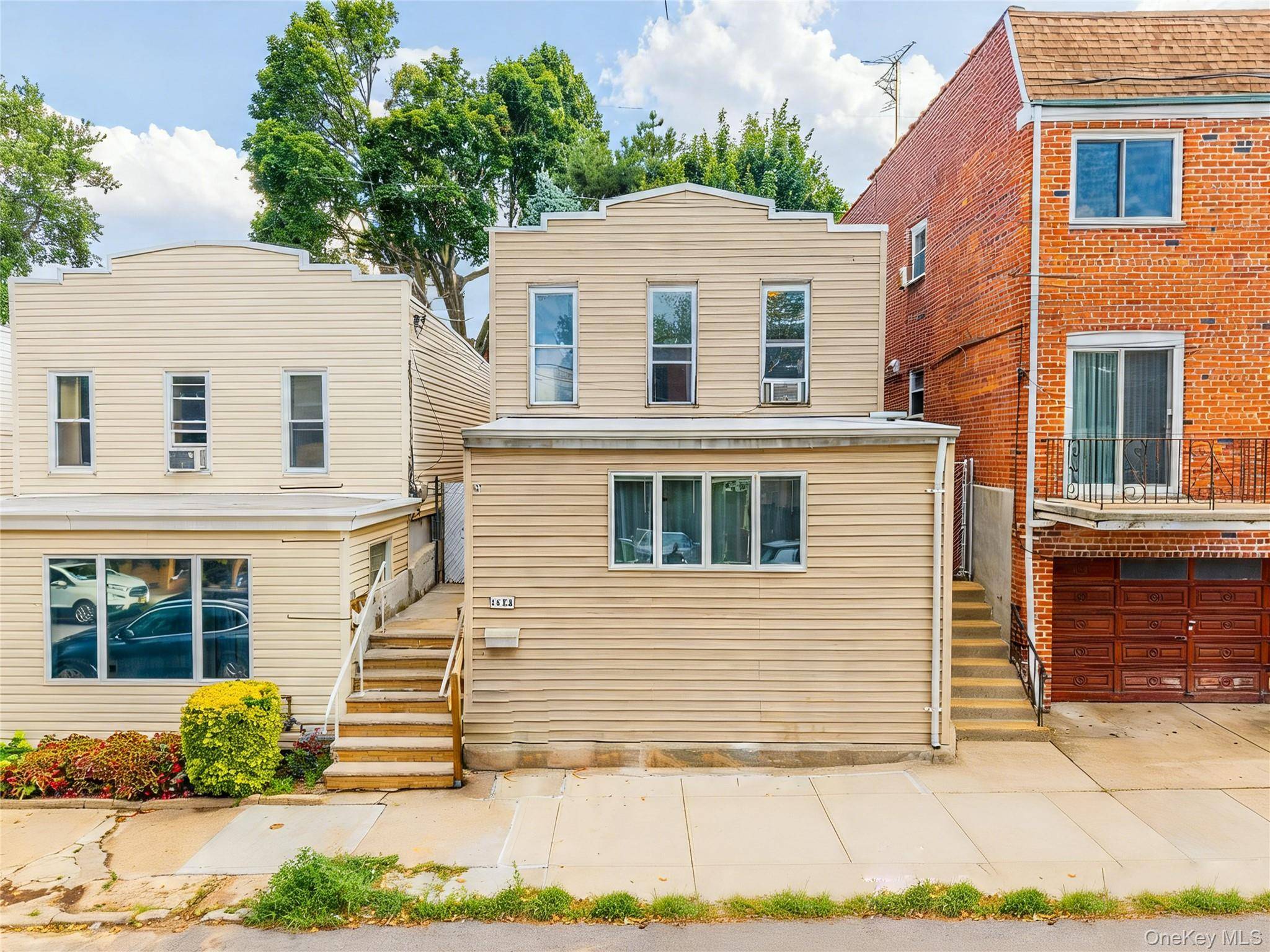 6628 52nd DR, Maspeth, NY 11378