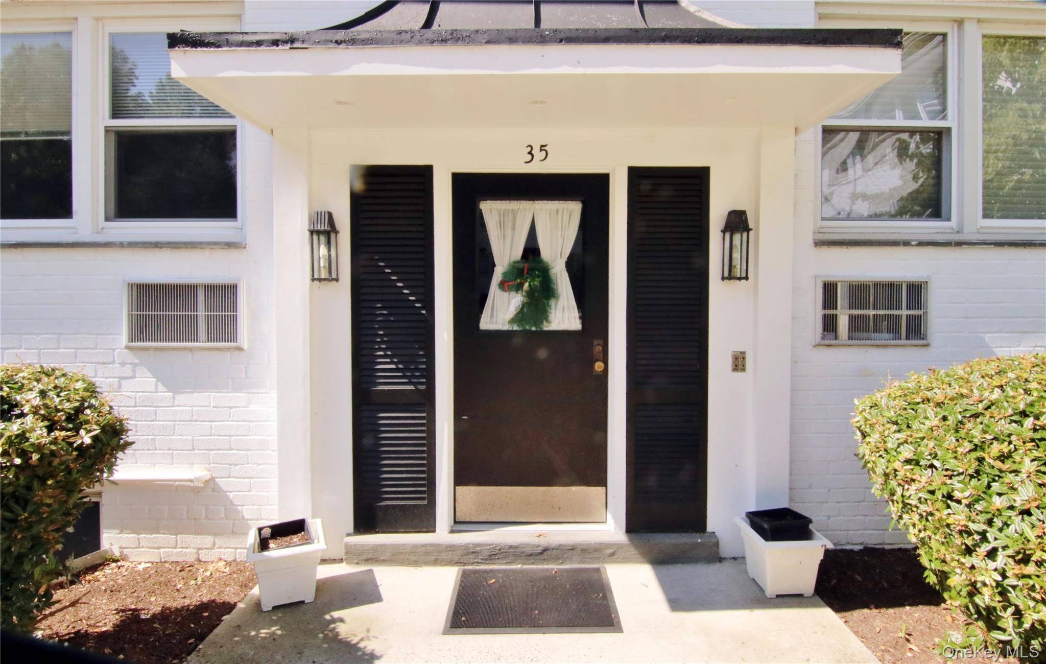 35 Avon CIR #A, Rye Brook, NY 10573