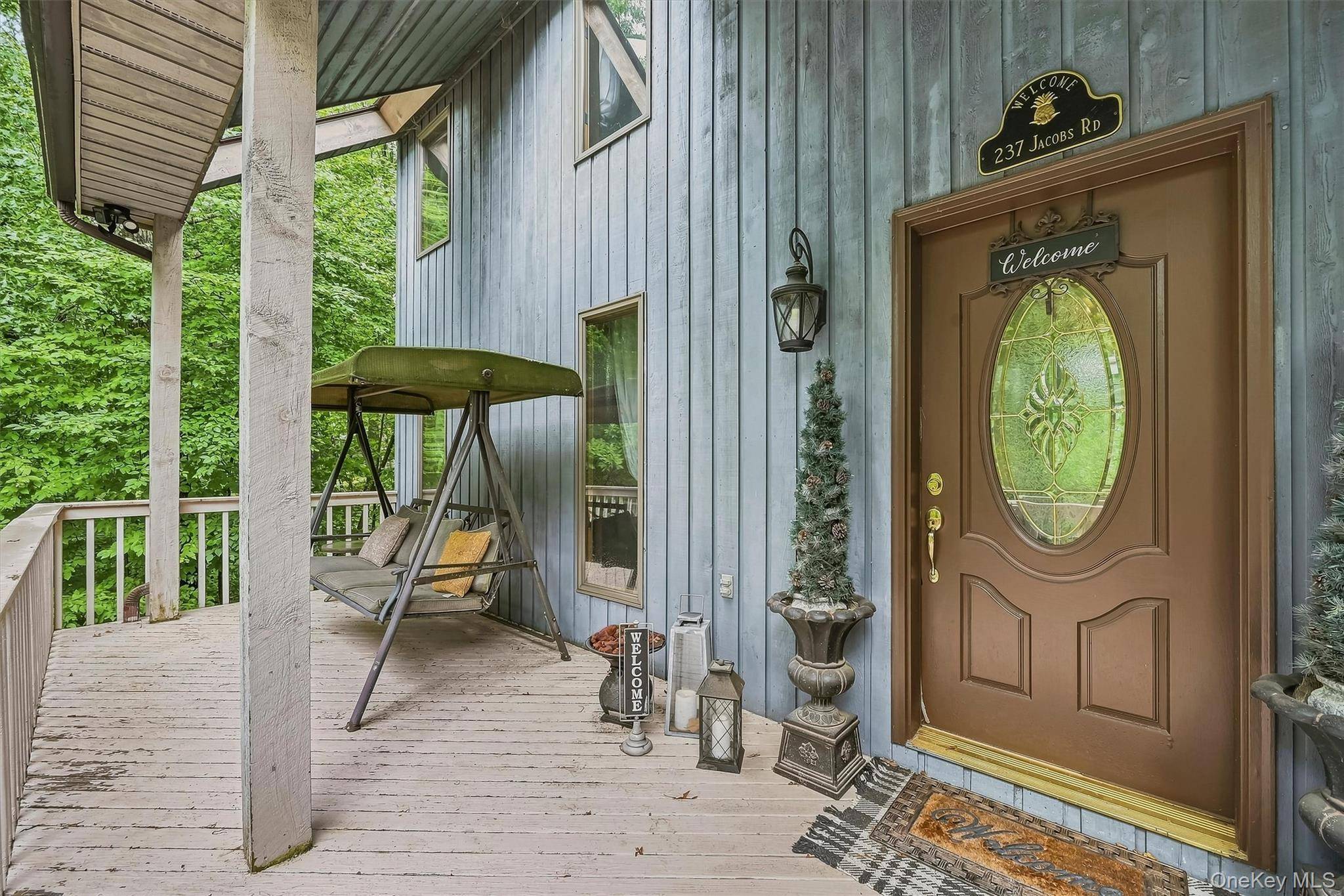 237 Jacobs RD, Westtown, NY 10998