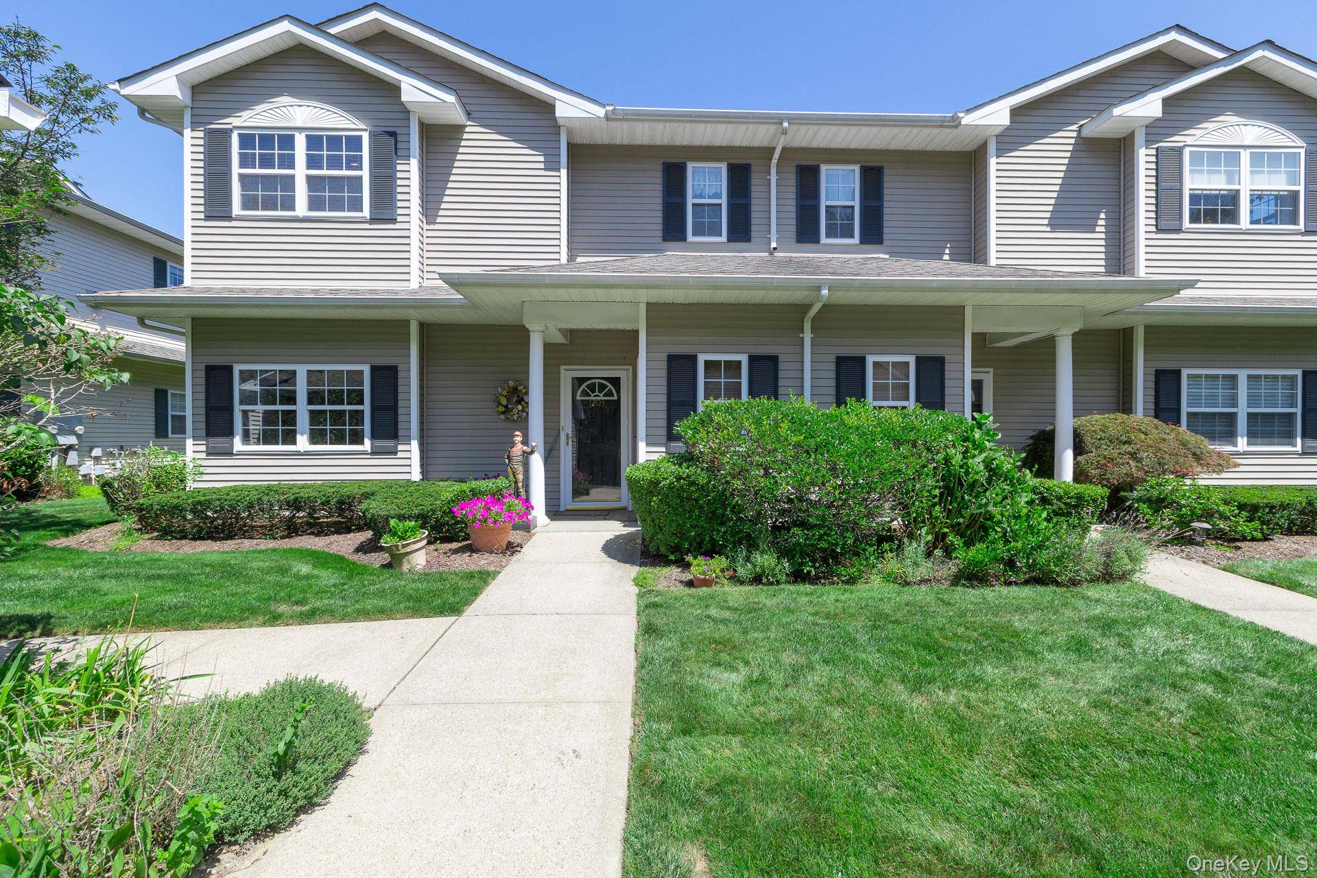 1204 Aerie WAY #1204, East Quogue, NY 11942