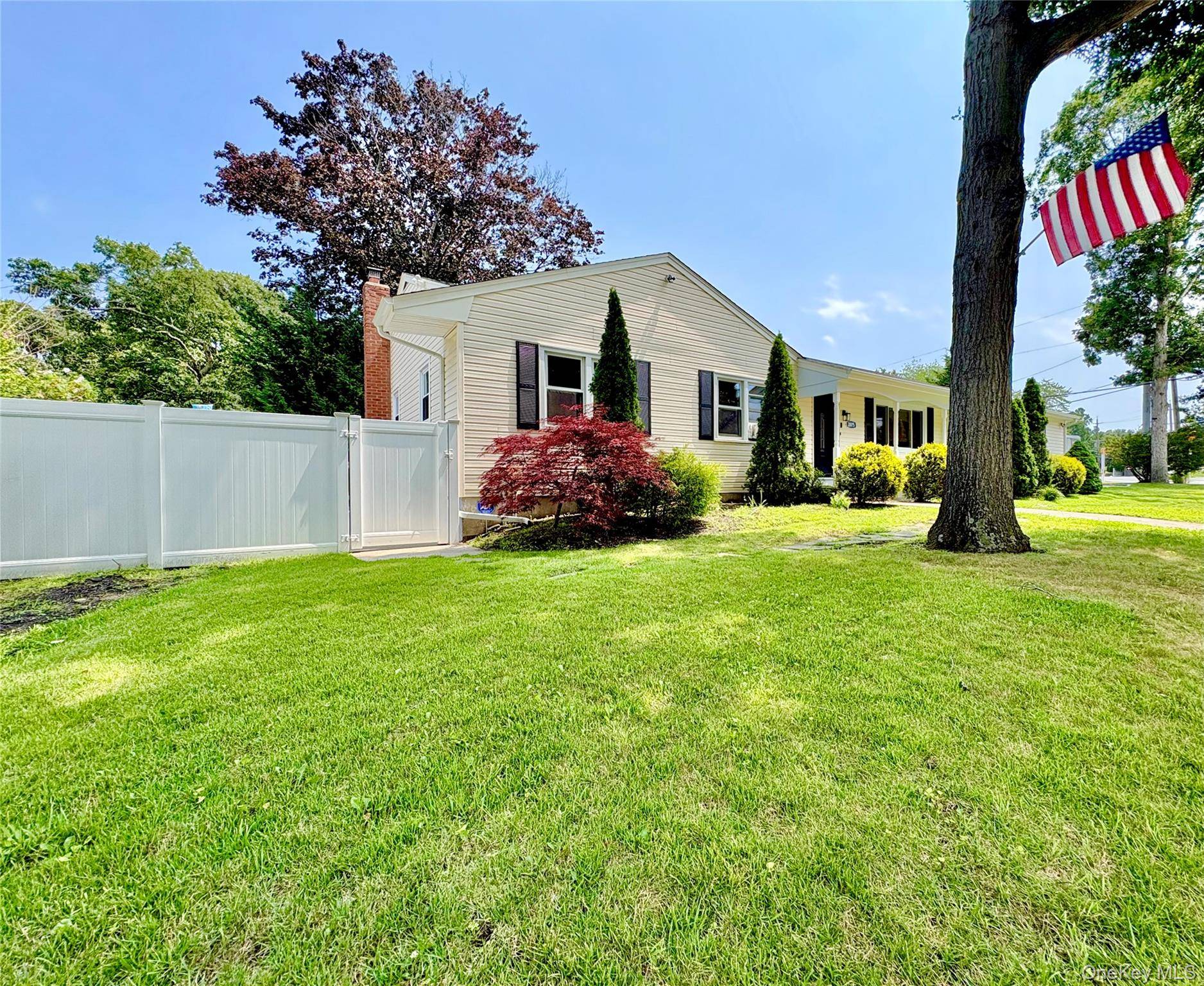 2875 Ocean AVE, Ronkonkoma, NY 11779