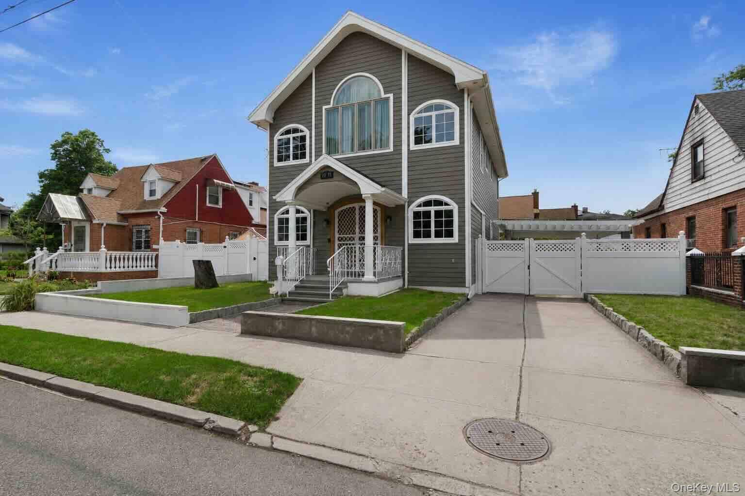 1011 Bay 24th ST, Far Rockaway, NY 11691