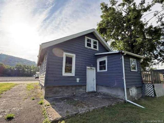 23 Travis Ave, Binghamton, NY 13904