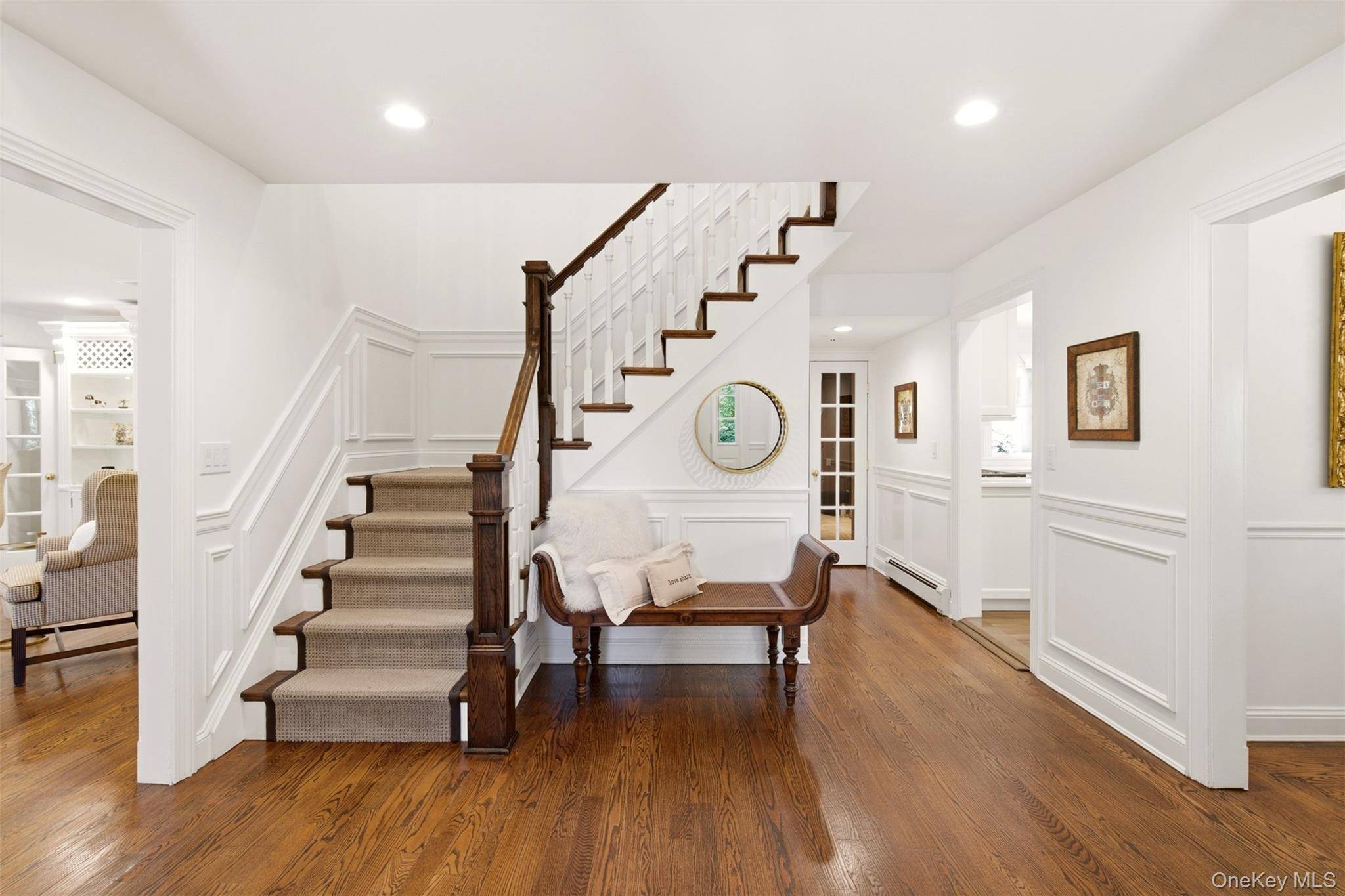 1 Winston CT, Dix Hills, NY 11746