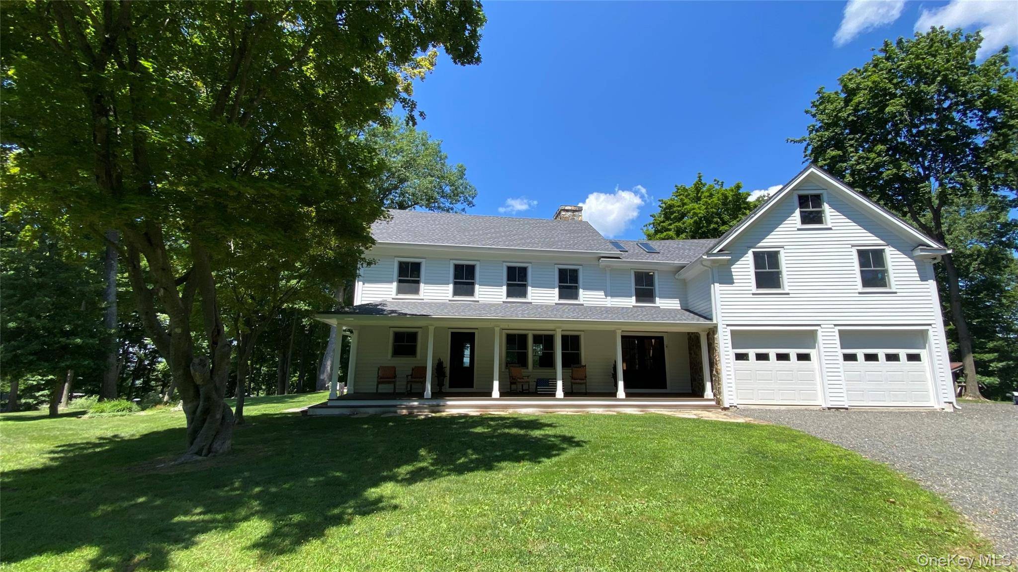6 Renda ST, New Fairfield, CT 06812