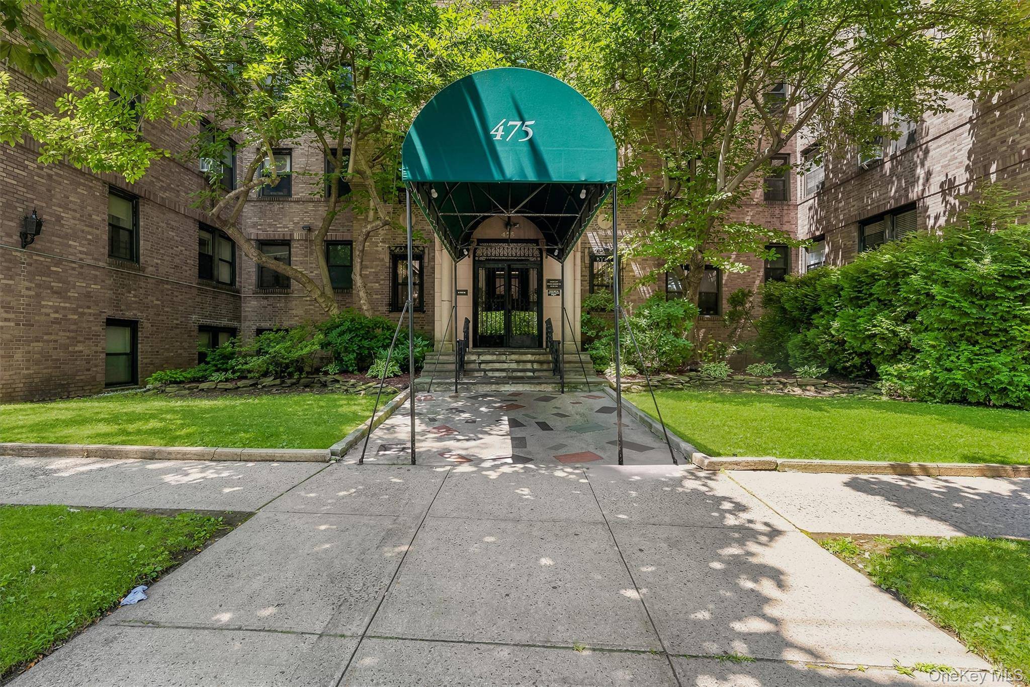 475 Bronx River RD #4B, Yonkers, NY 10704