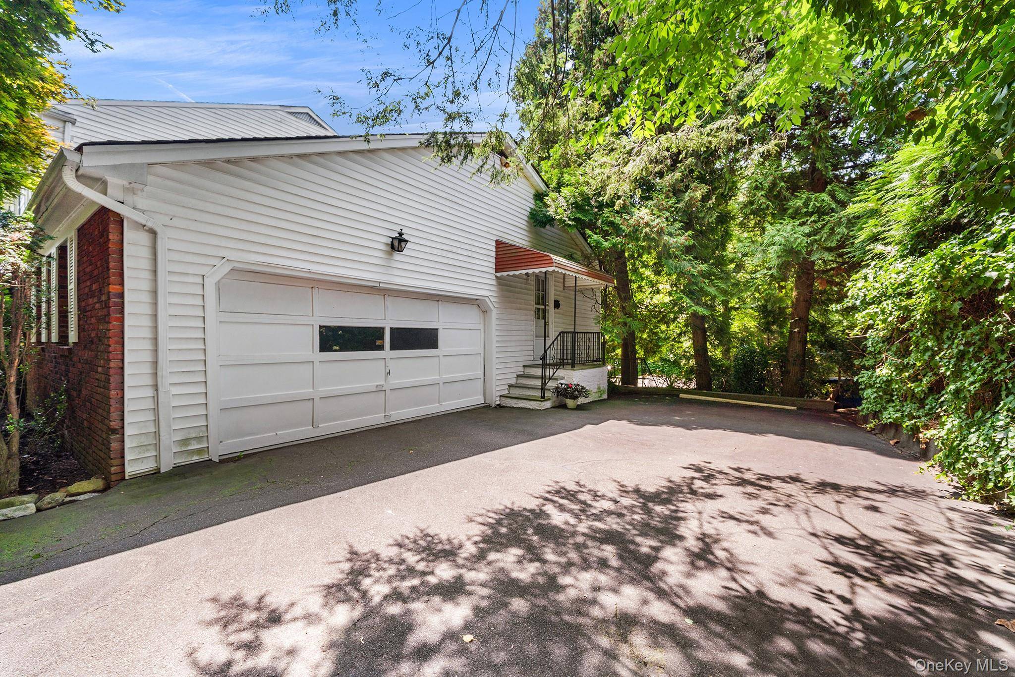 19 Carlton RD, Bronxville, NY 10708