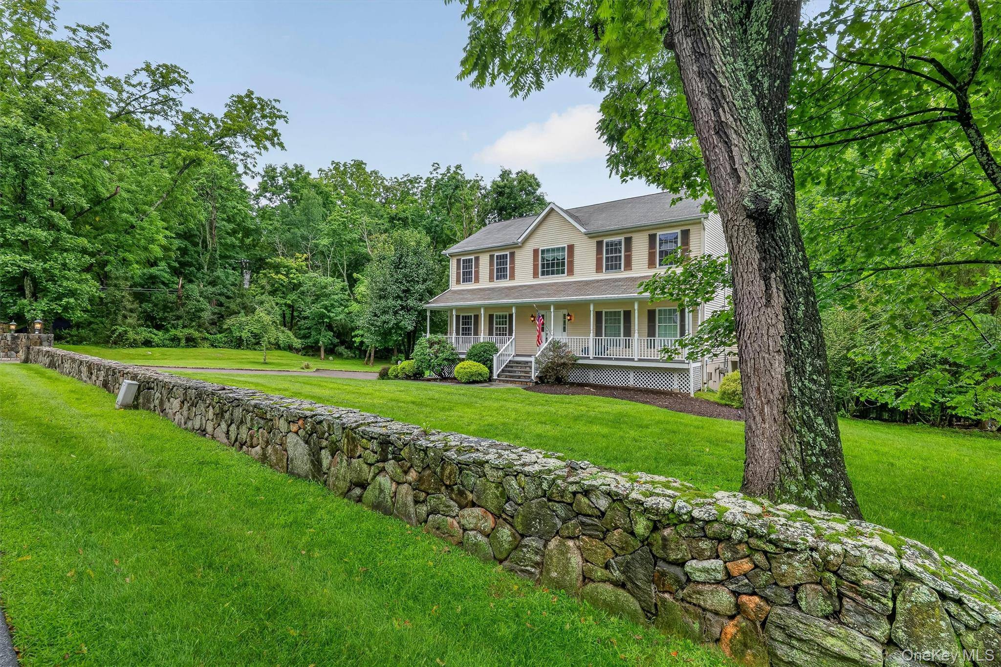 1 Stonefield CT, Cortlandt Manor, NY 10567