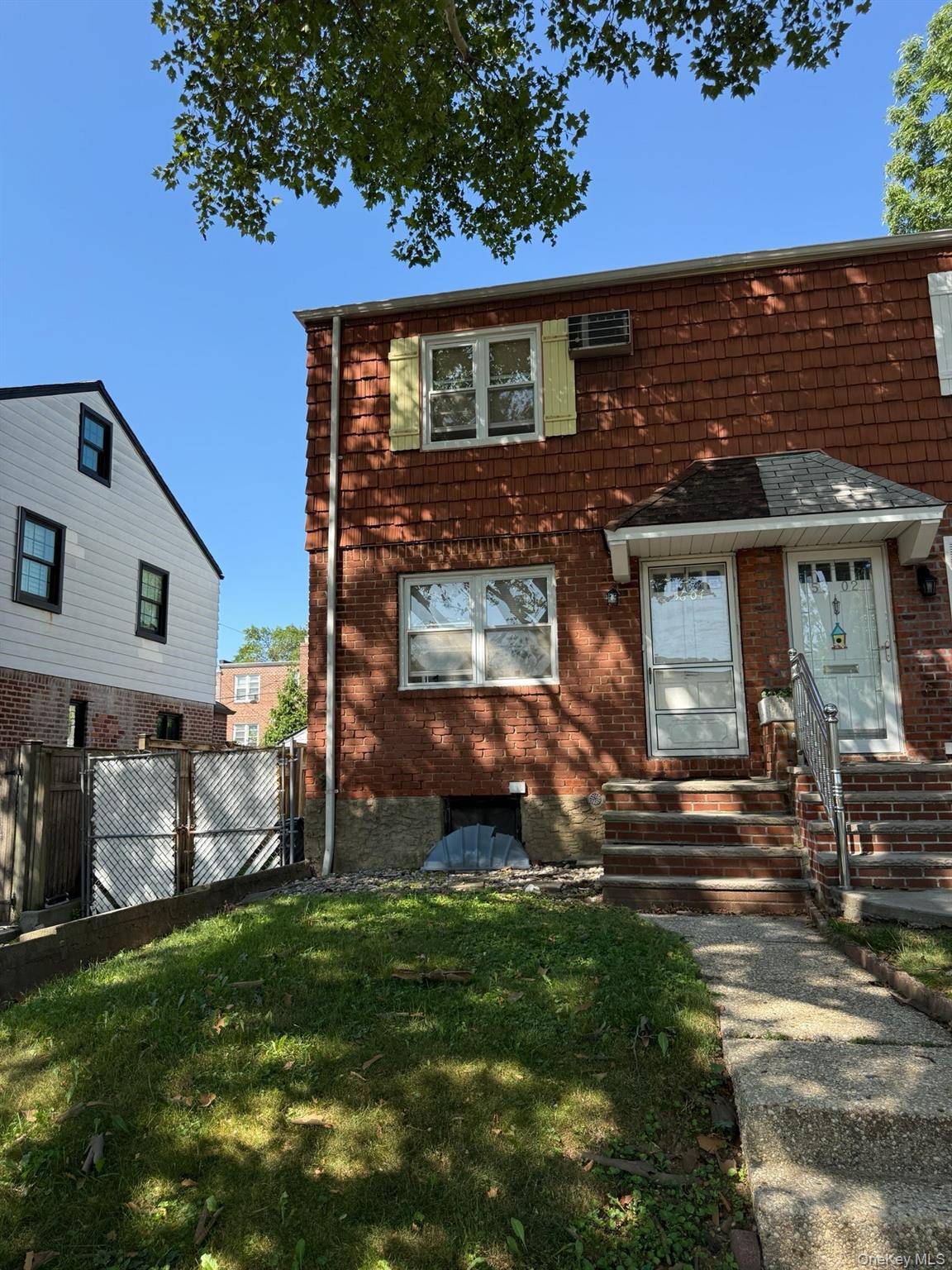 56-04 207th ST, Oakland Gardens, NY 11364
