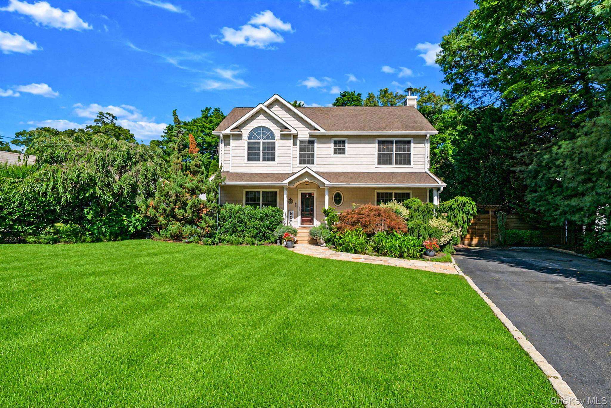 91 Traction BLVD, Patchogue, NY 11772