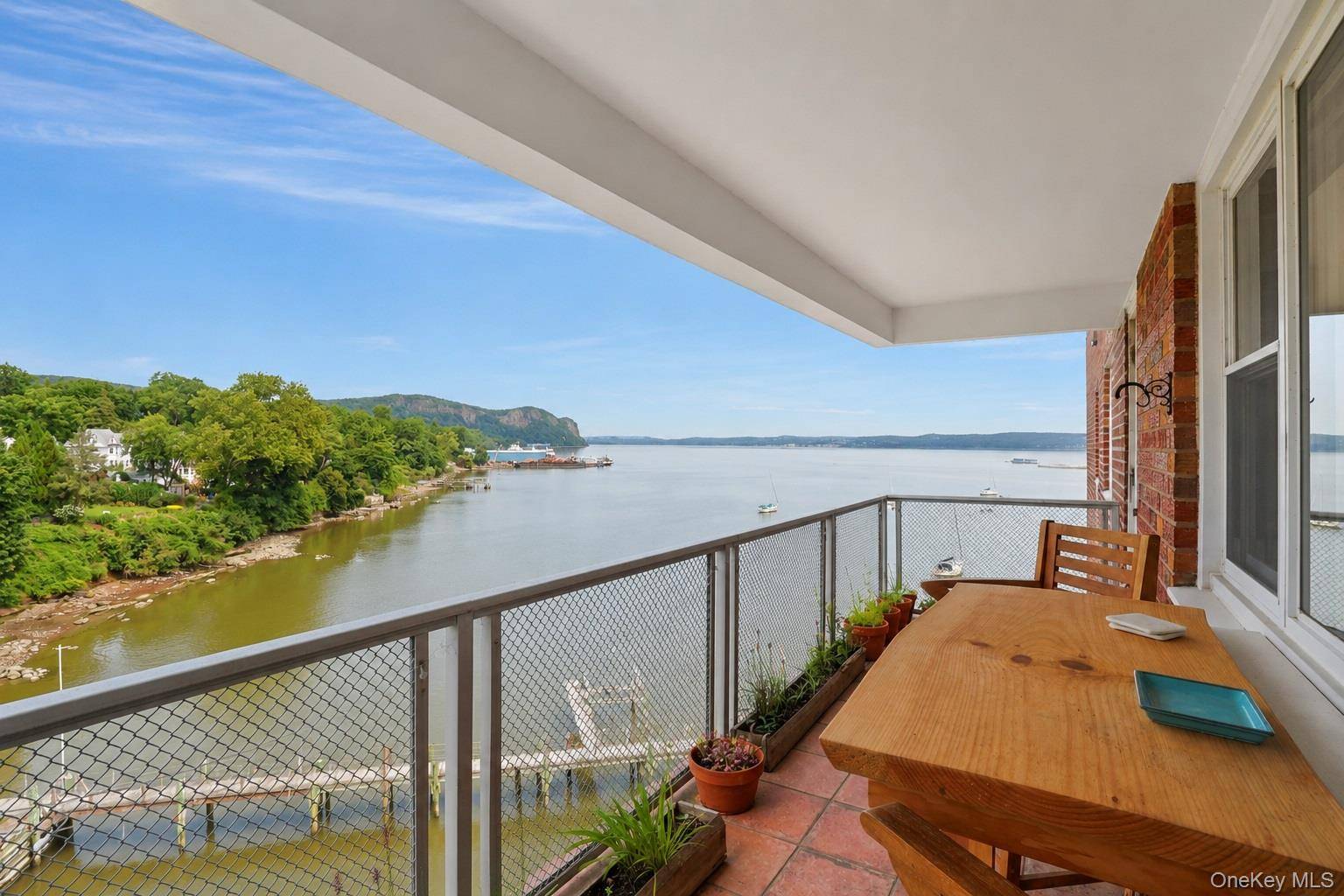 103 Gedney ST #6G, Nyack, NY 10960