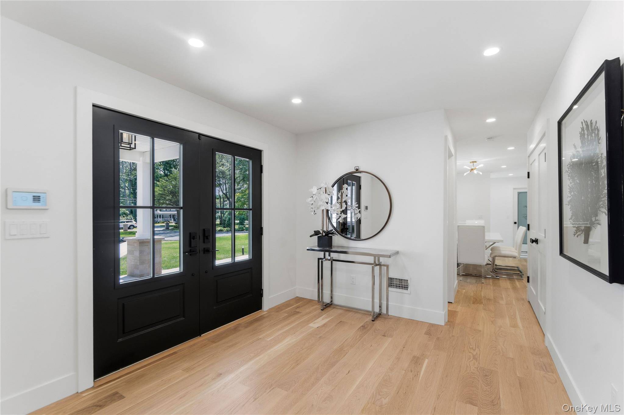 31 Saw Mill RD, Cold Spring Harbor, NY 11724