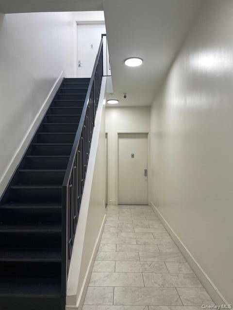25-39-38 street, Astoria, NY 11103