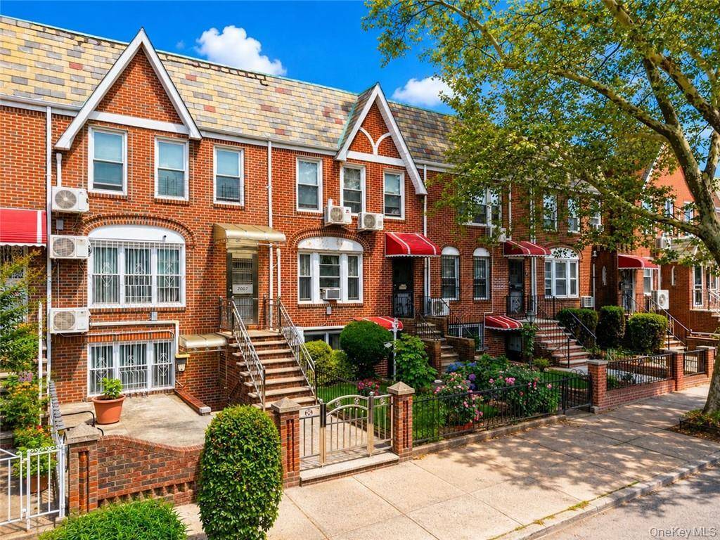 2007 E 28th ST, Brooklyn, NY 11229