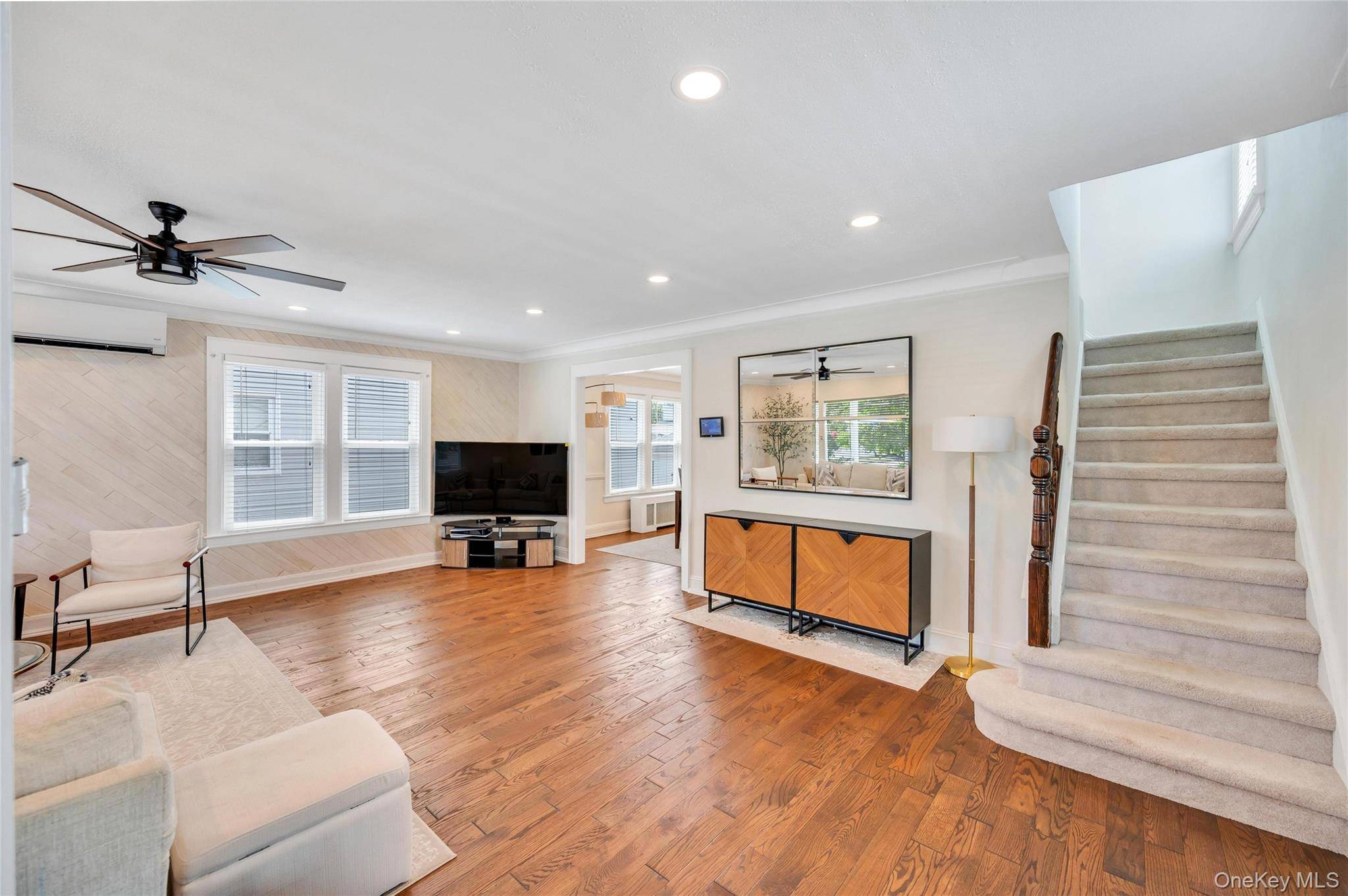 232 Locust ST, Valley Stream, NY 11581