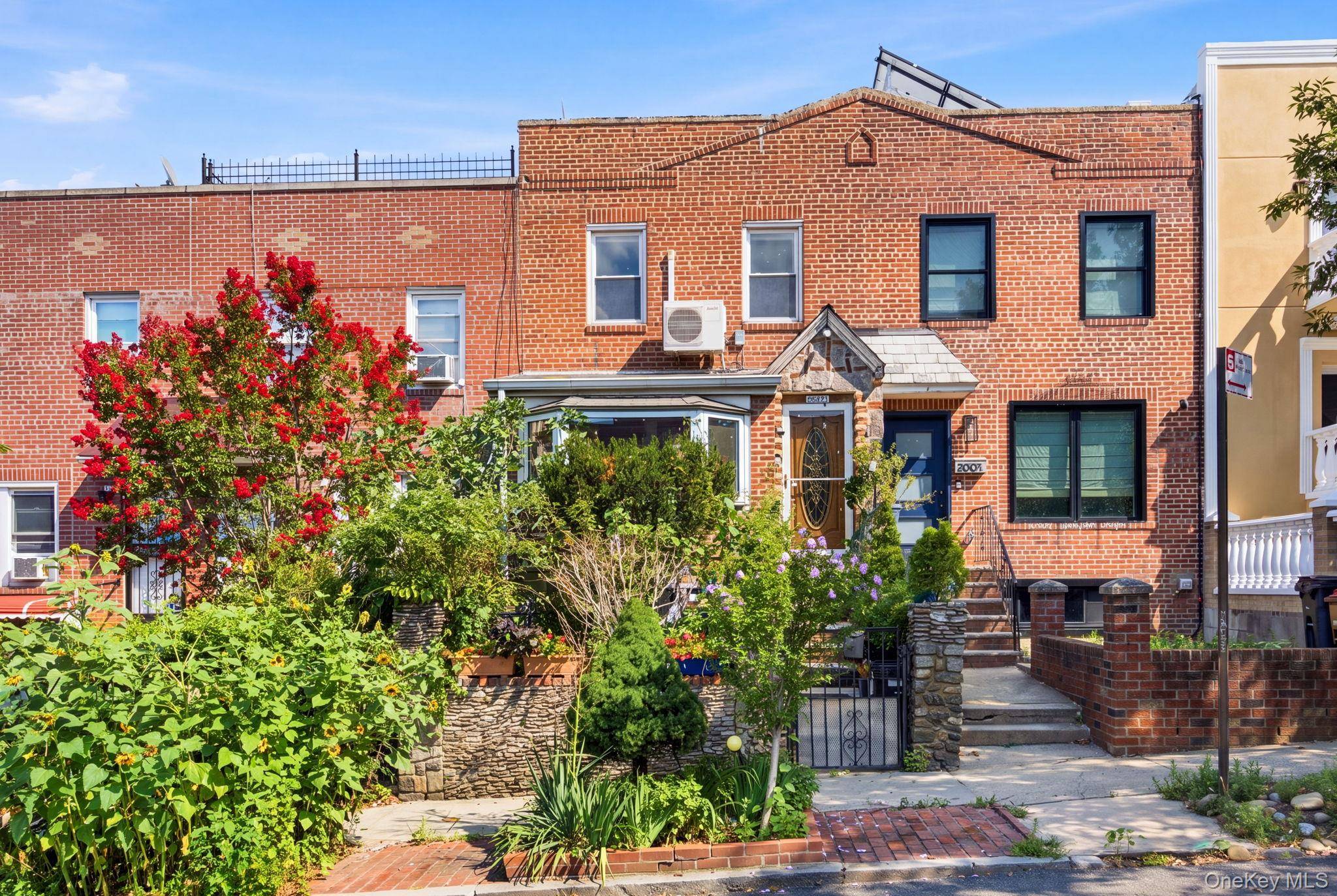 2005 26th ST, Astoria, NY 11105