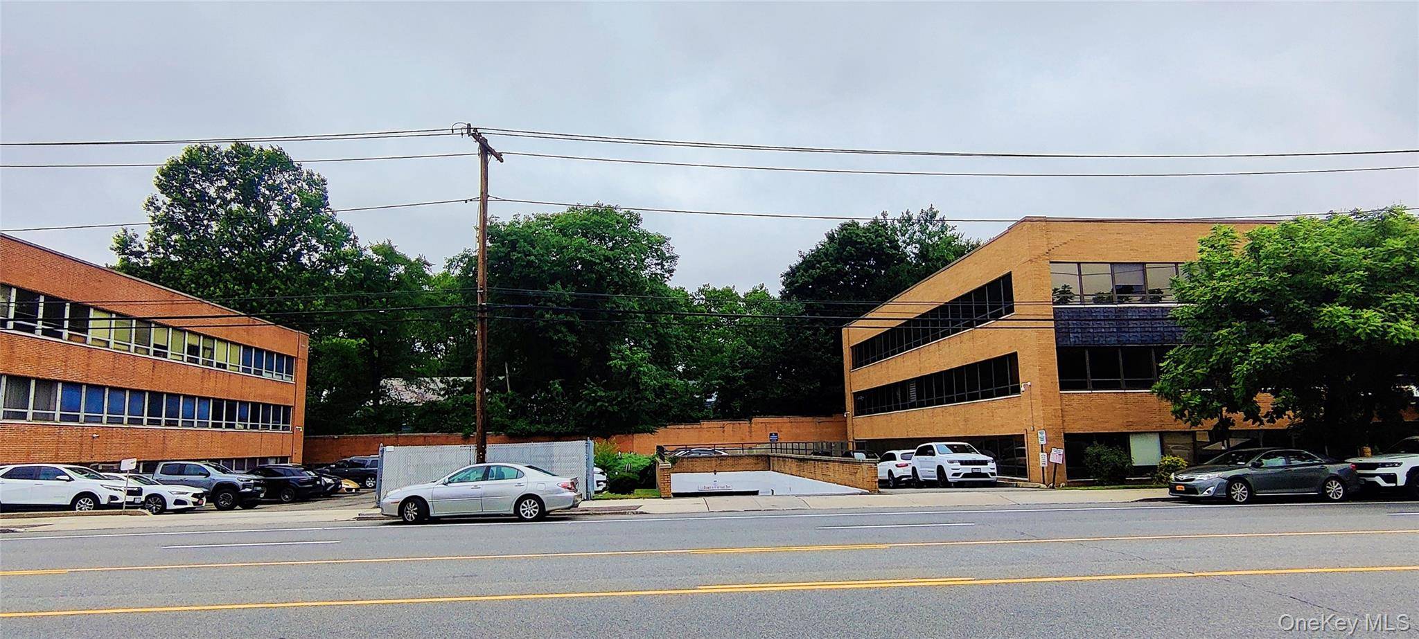 445 Northern BLVD, Great Neck, NY 11021