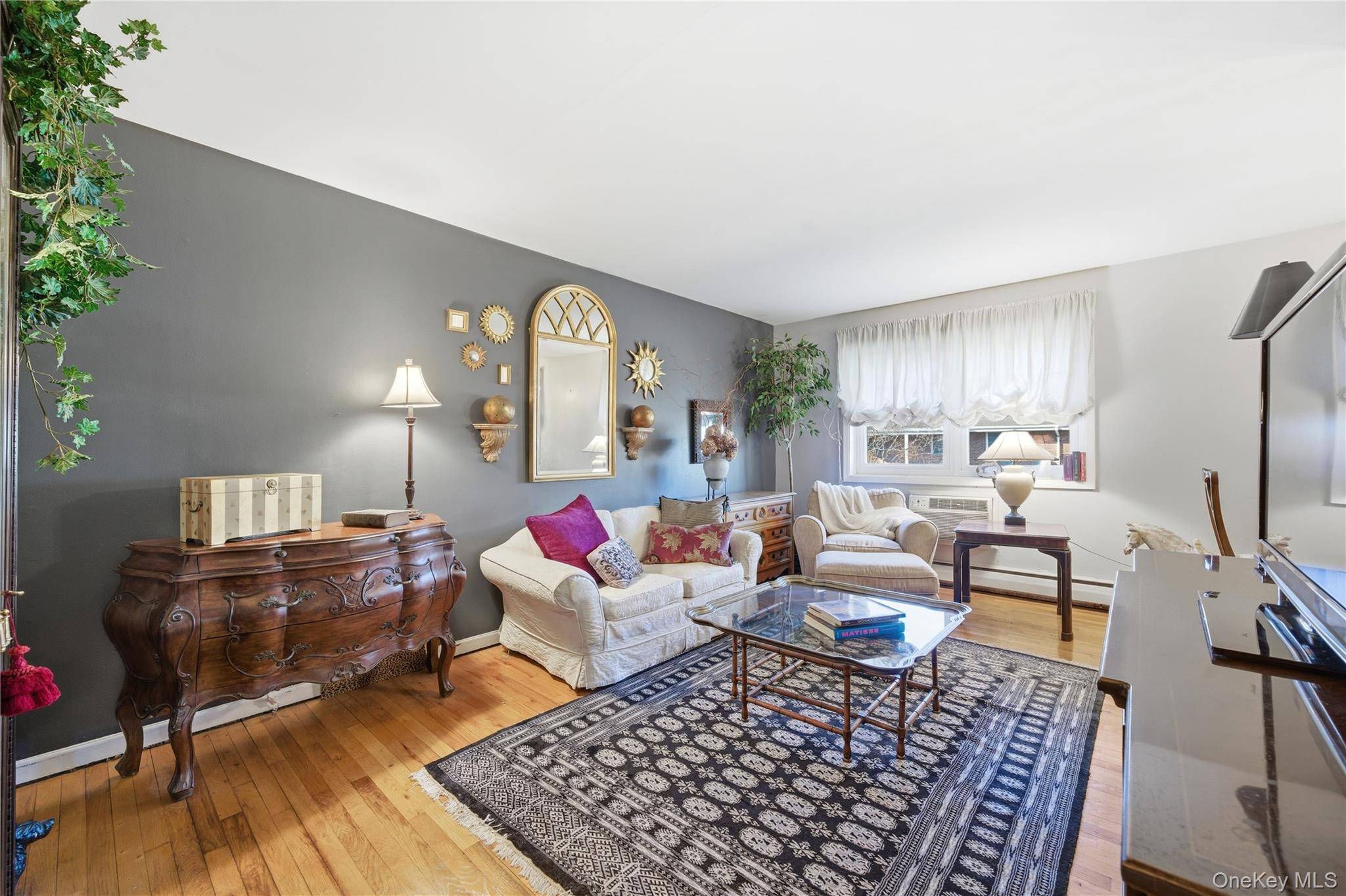 297 Merrick RD #D 1, Amityville, NY 11701