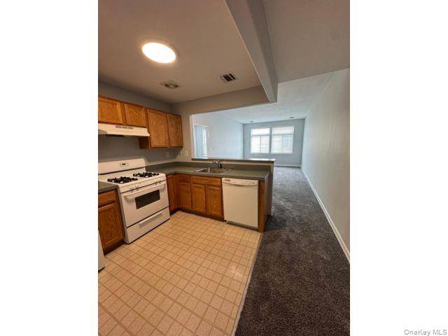 Address not disclosed, Arverne, NY 11692