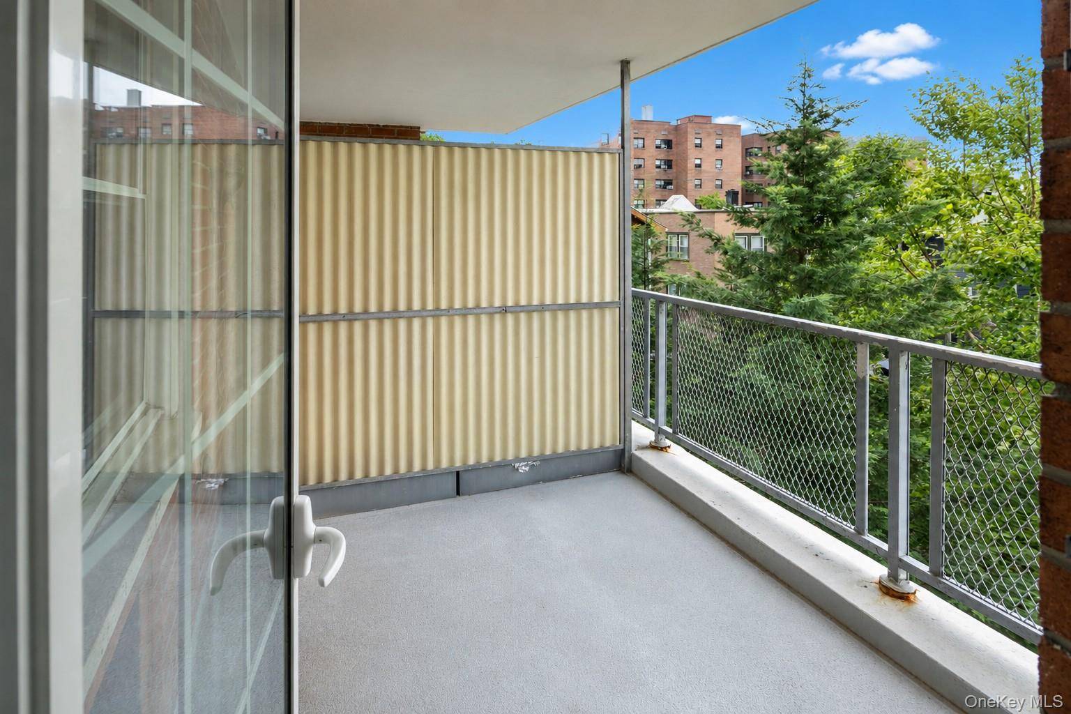 636 N Terrace AVE #3-E, Mount Vernon, NY 10552