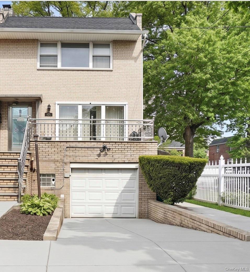 2436 Seymour AVE, Bronx, NY 10469
