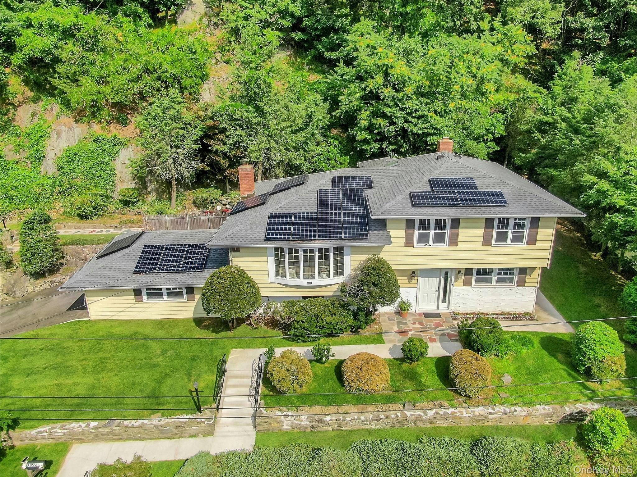 14 Russell PL, Dobbs Ferry, NY 10522