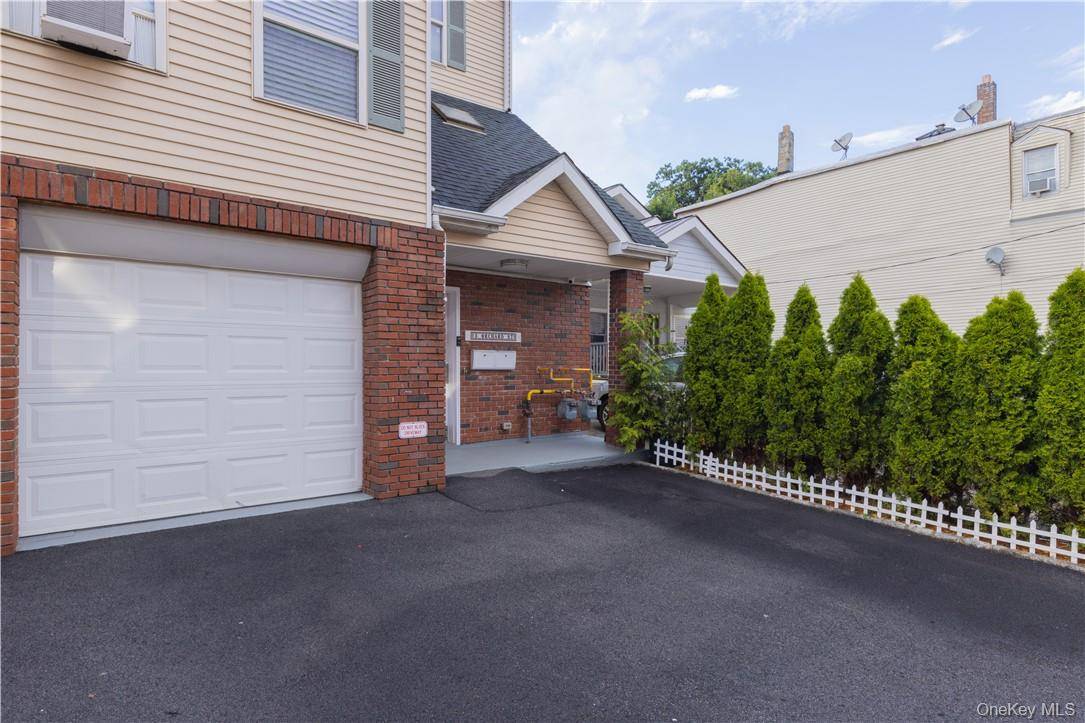 3 Orchard ST, Yonkers, NY 10703
