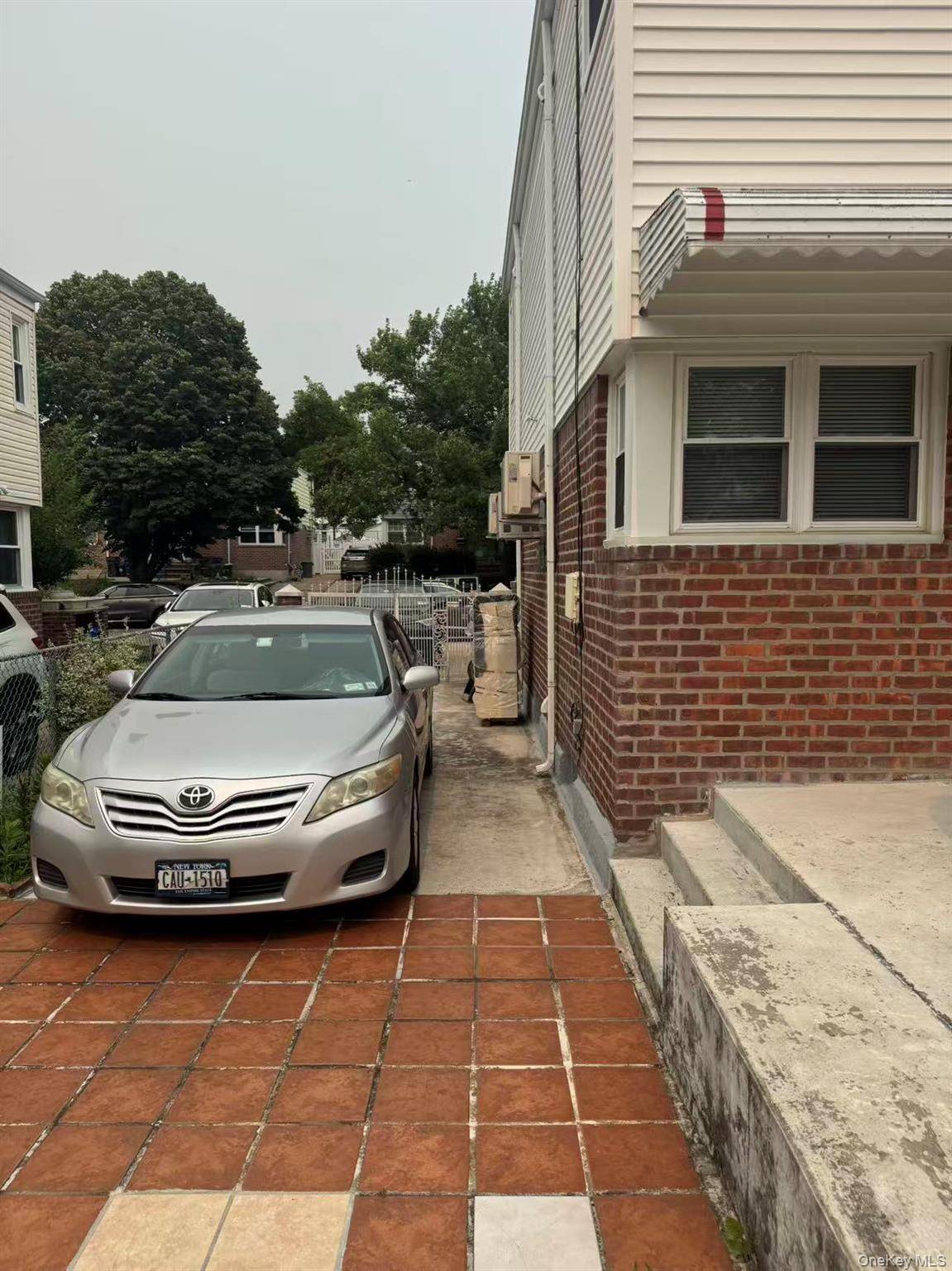 6730 215th ST, Oakland Gardens, NY 11364
