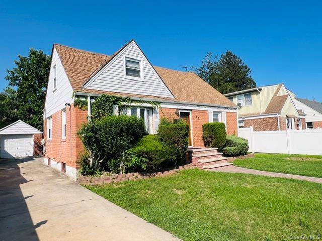 28 Monaco AVE, Elmont, NY 11003