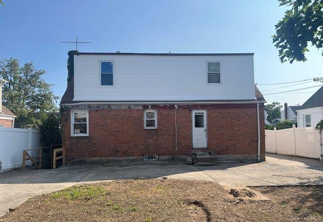 28 Monaco AVE, Elmont, NY 11003