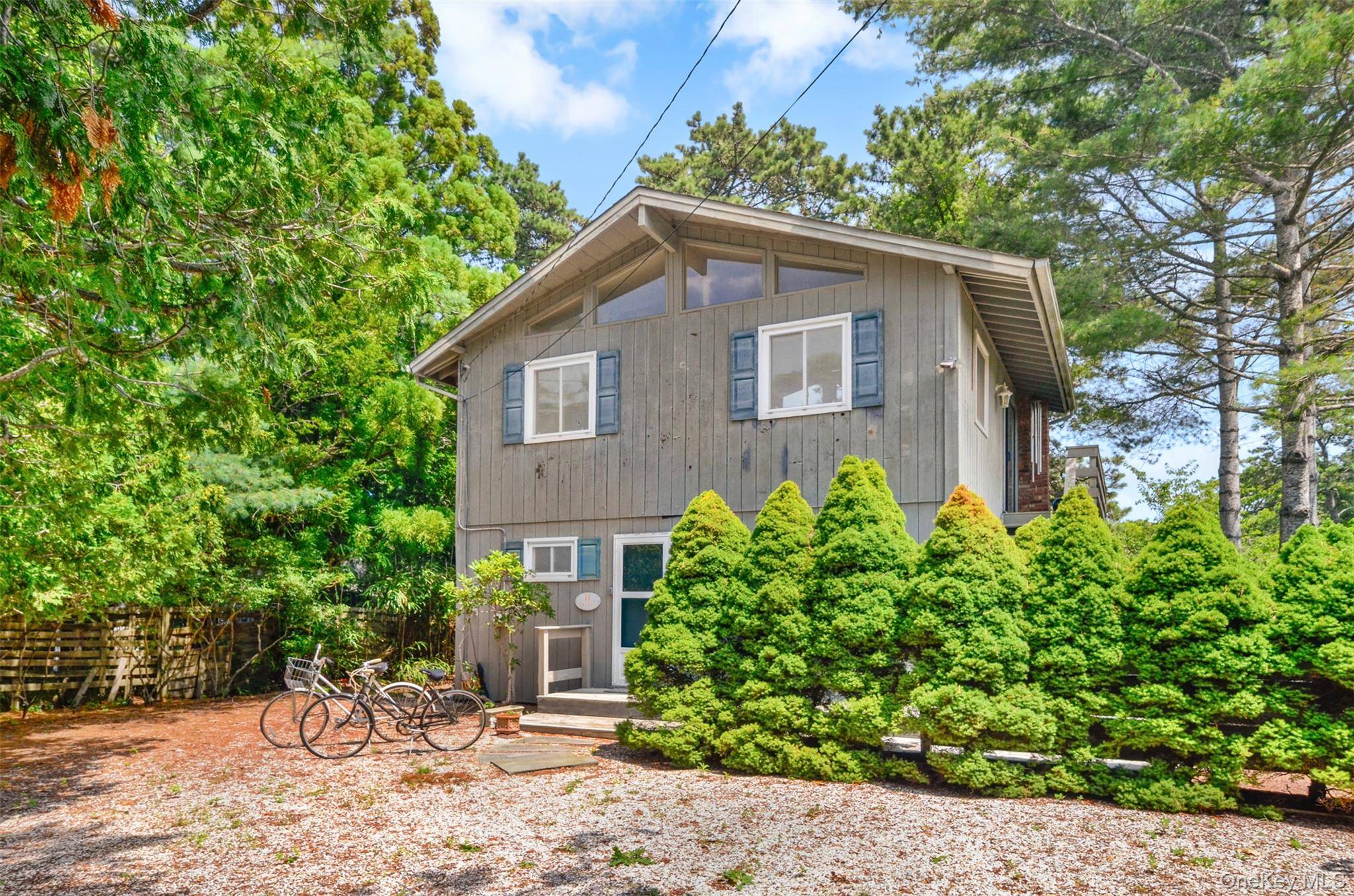 11 Devon RD, Amagansett, NY 11930