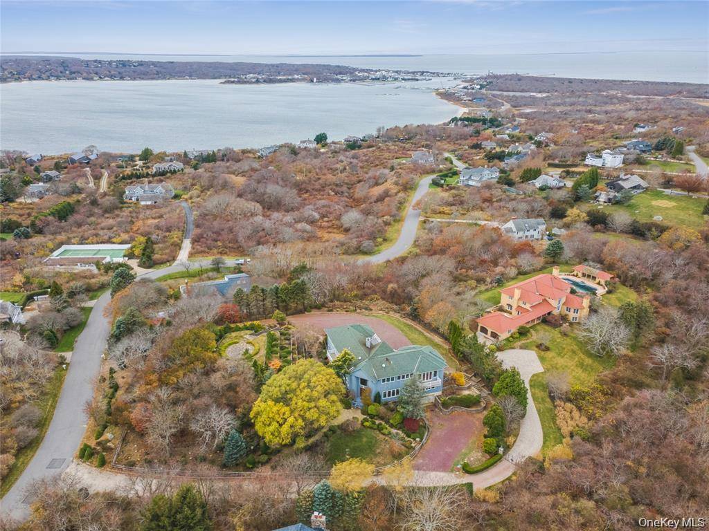 83 Prospect Hill LN, Montauk, NY 11954