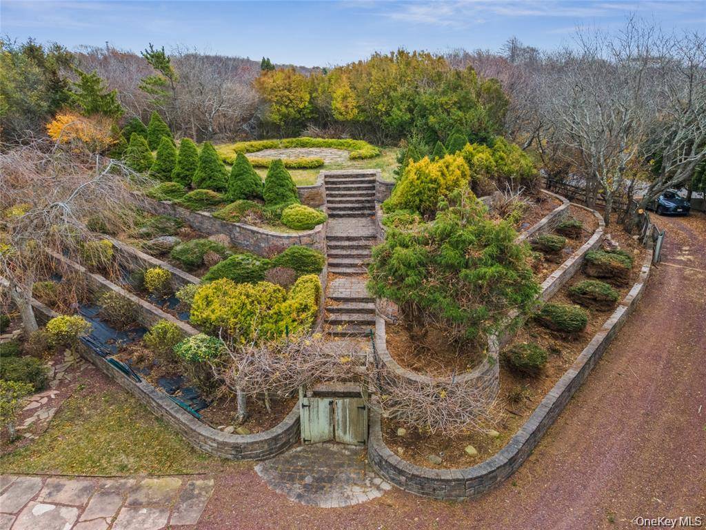 83 Prospect Hill LN, Montauk, NY 11954