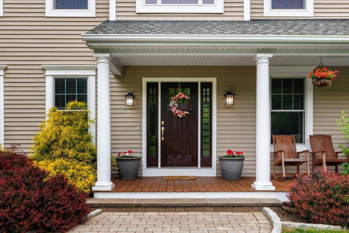 8 Shailin LN, Brewster, NY 10509