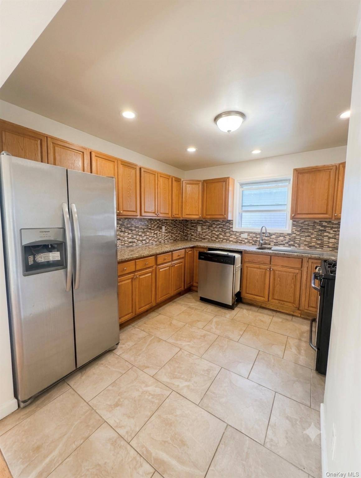 923 Euclid AVE, Brooklyn, NY 11208