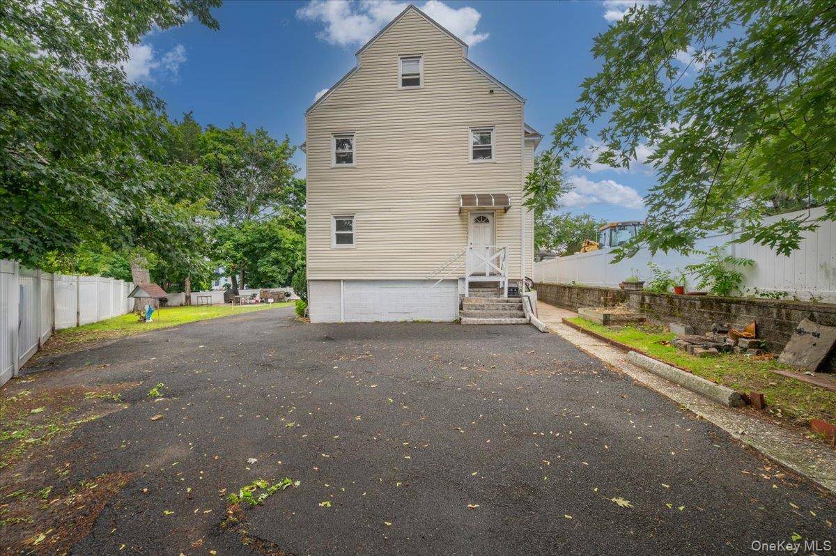 95 Grant ST, Rye Brook, NY 10573