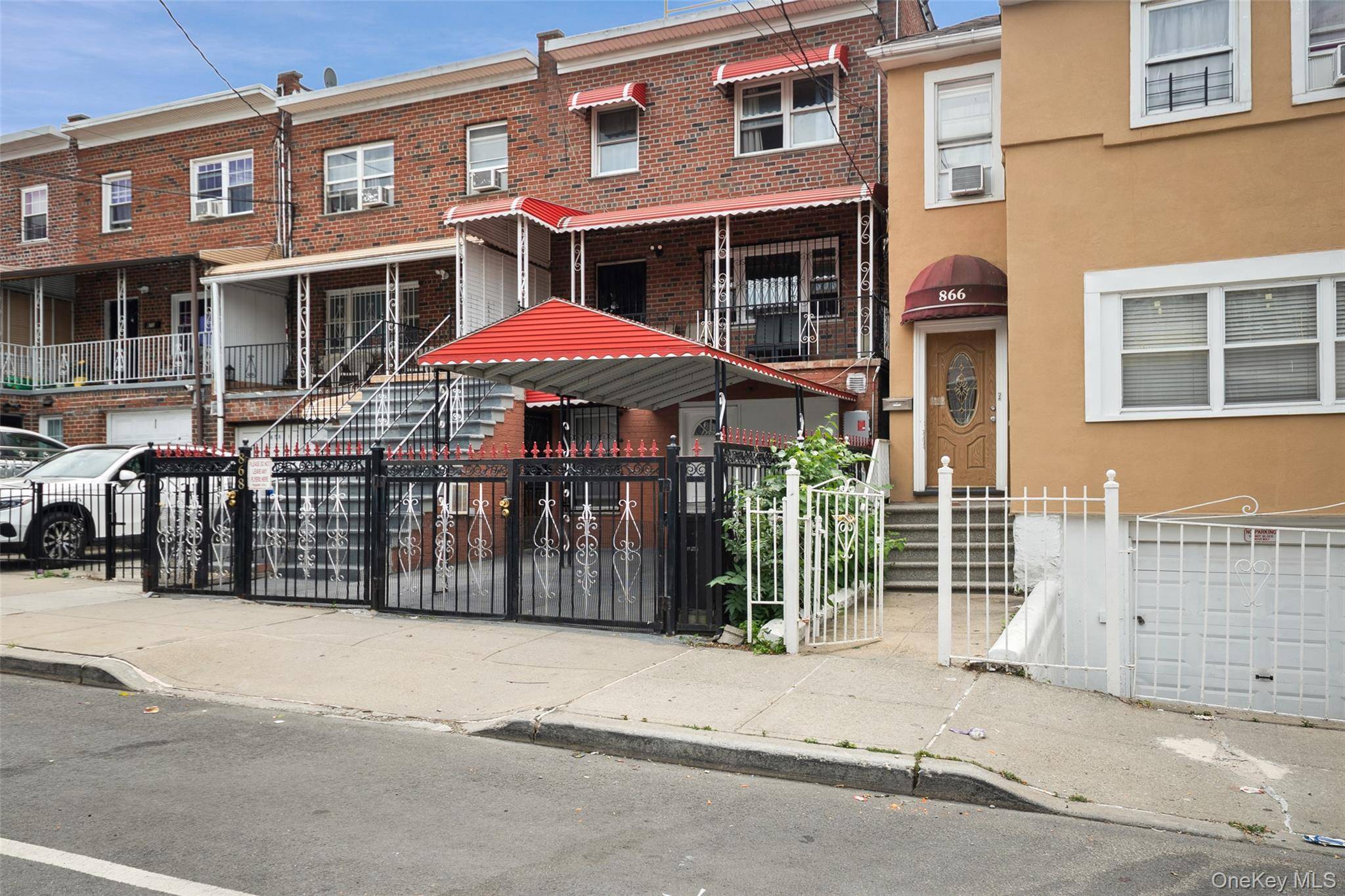 868 E 216th ST, Bronx, NY 10467
