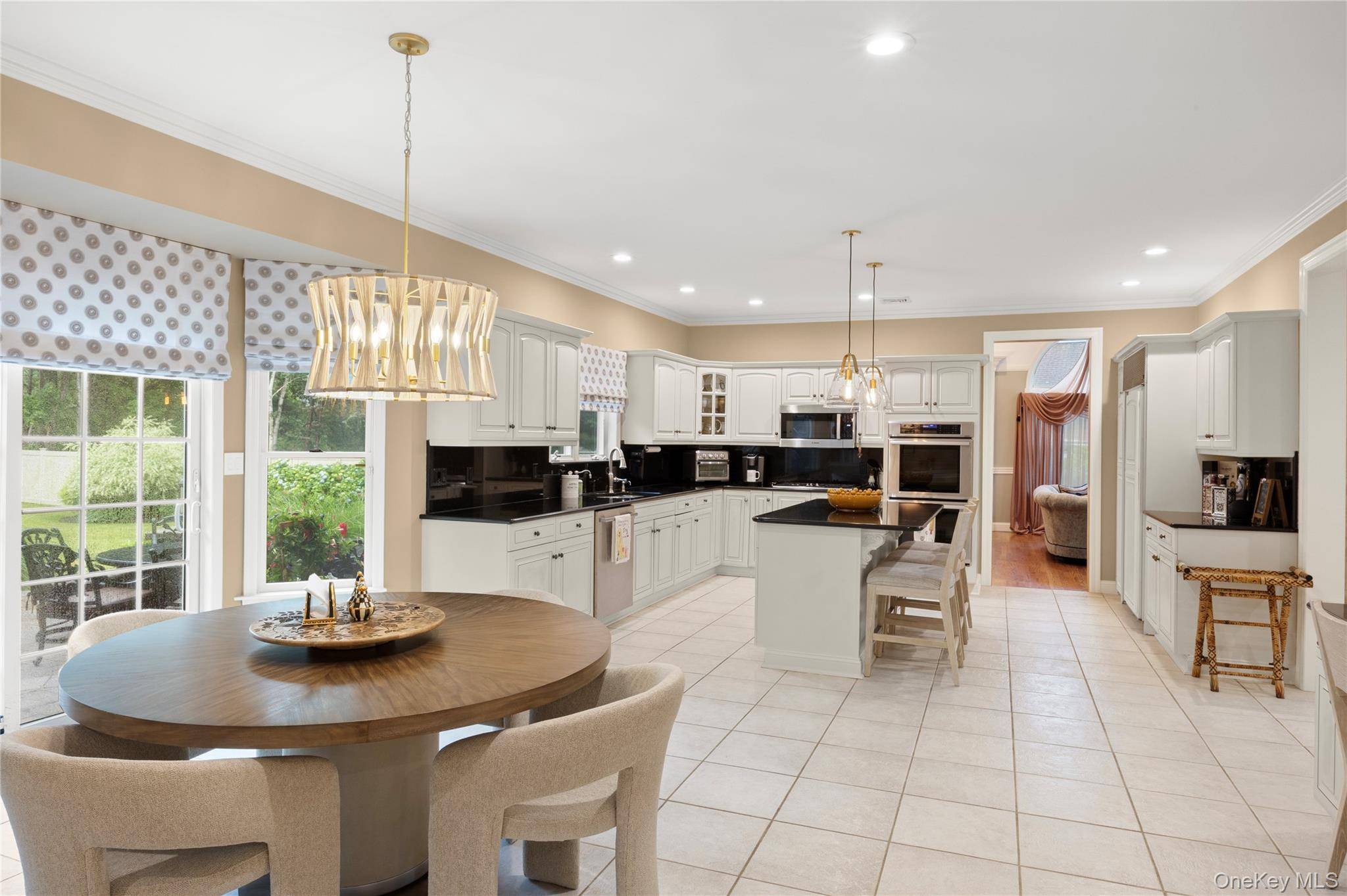 56 Sage Hollow CT, Dix Hills, NY 11746