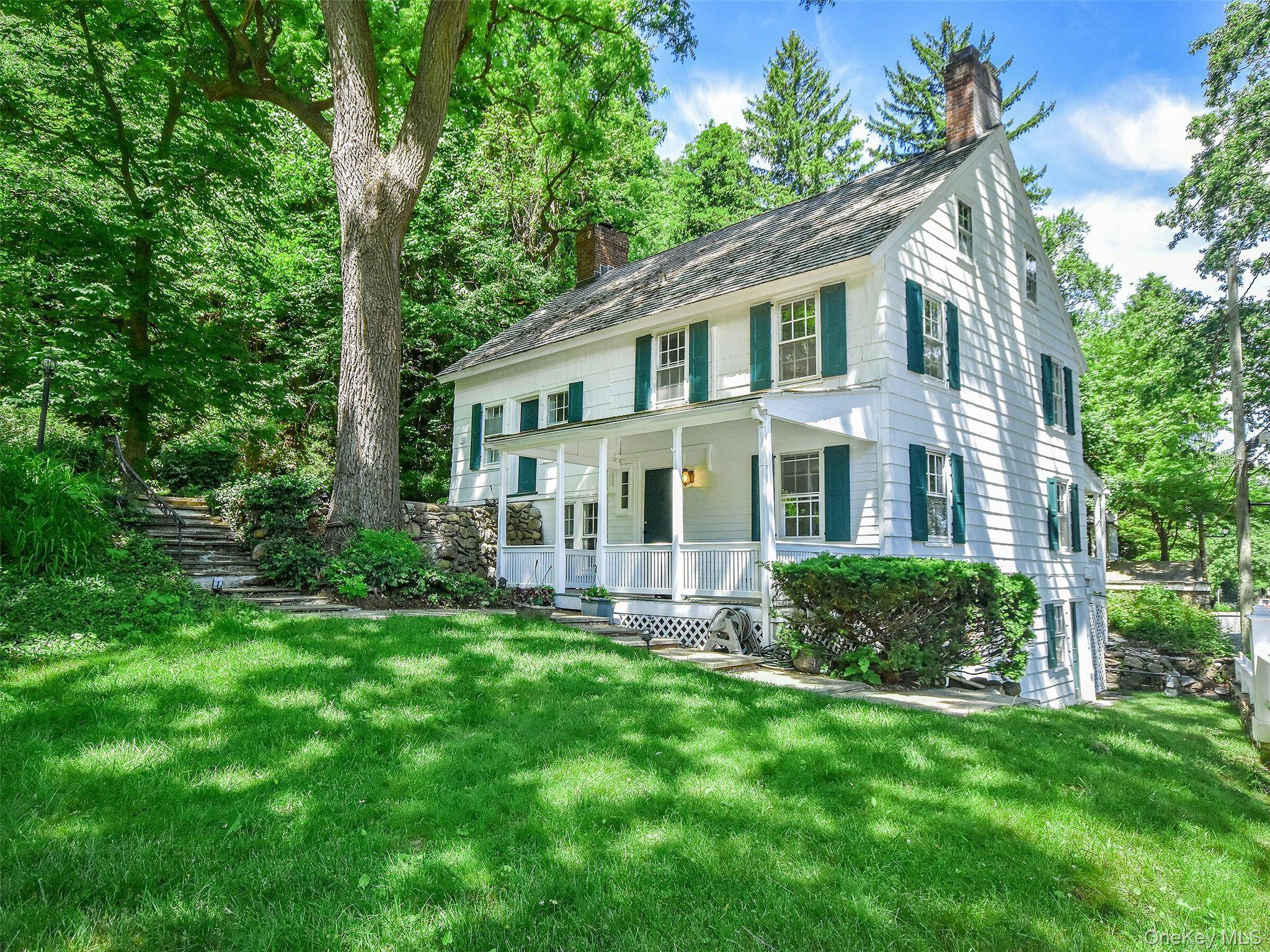 150 Main ST, Roslyn, NY 11576