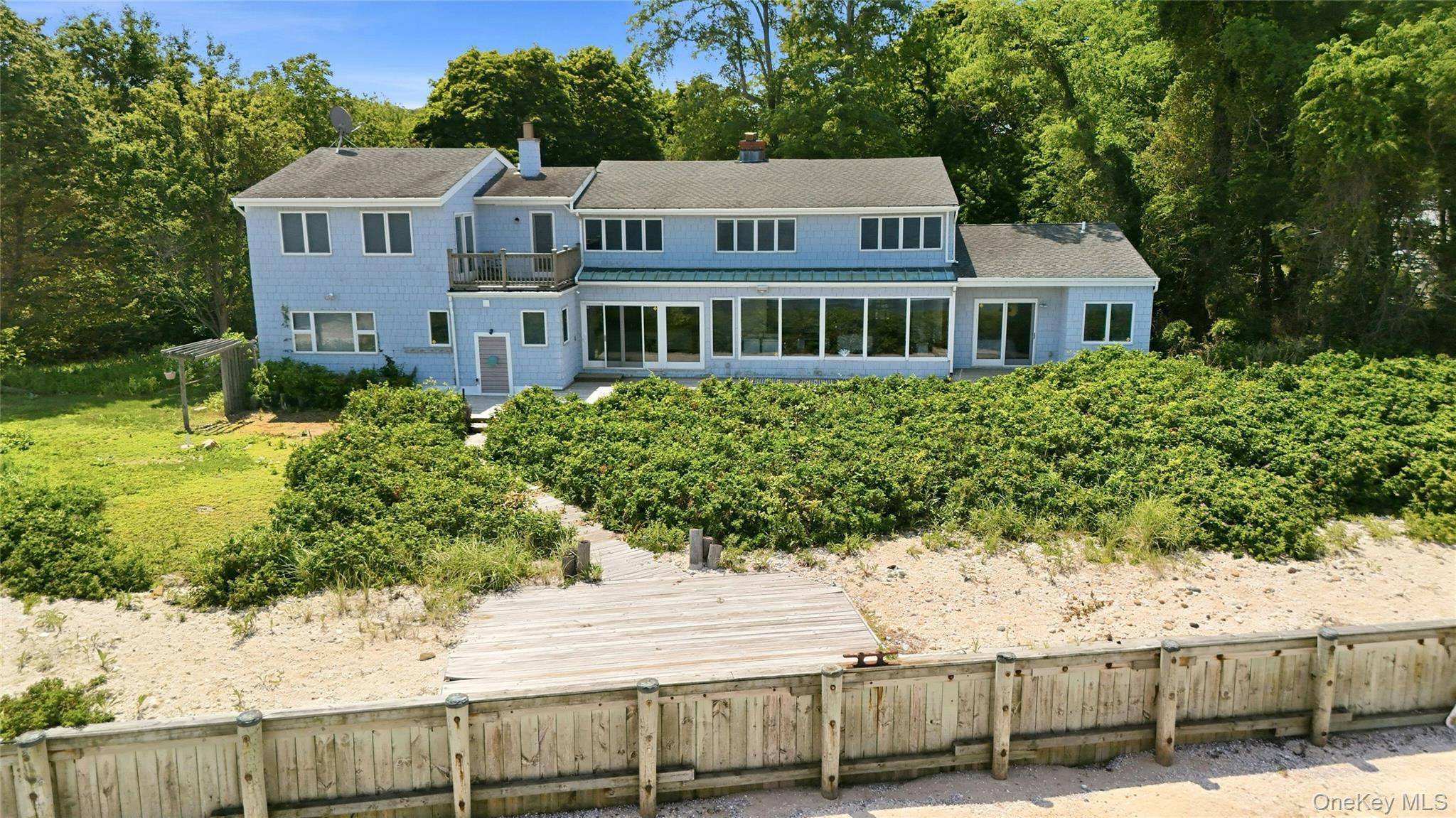 91 Fresh Pond RD, Northport, NY 11768