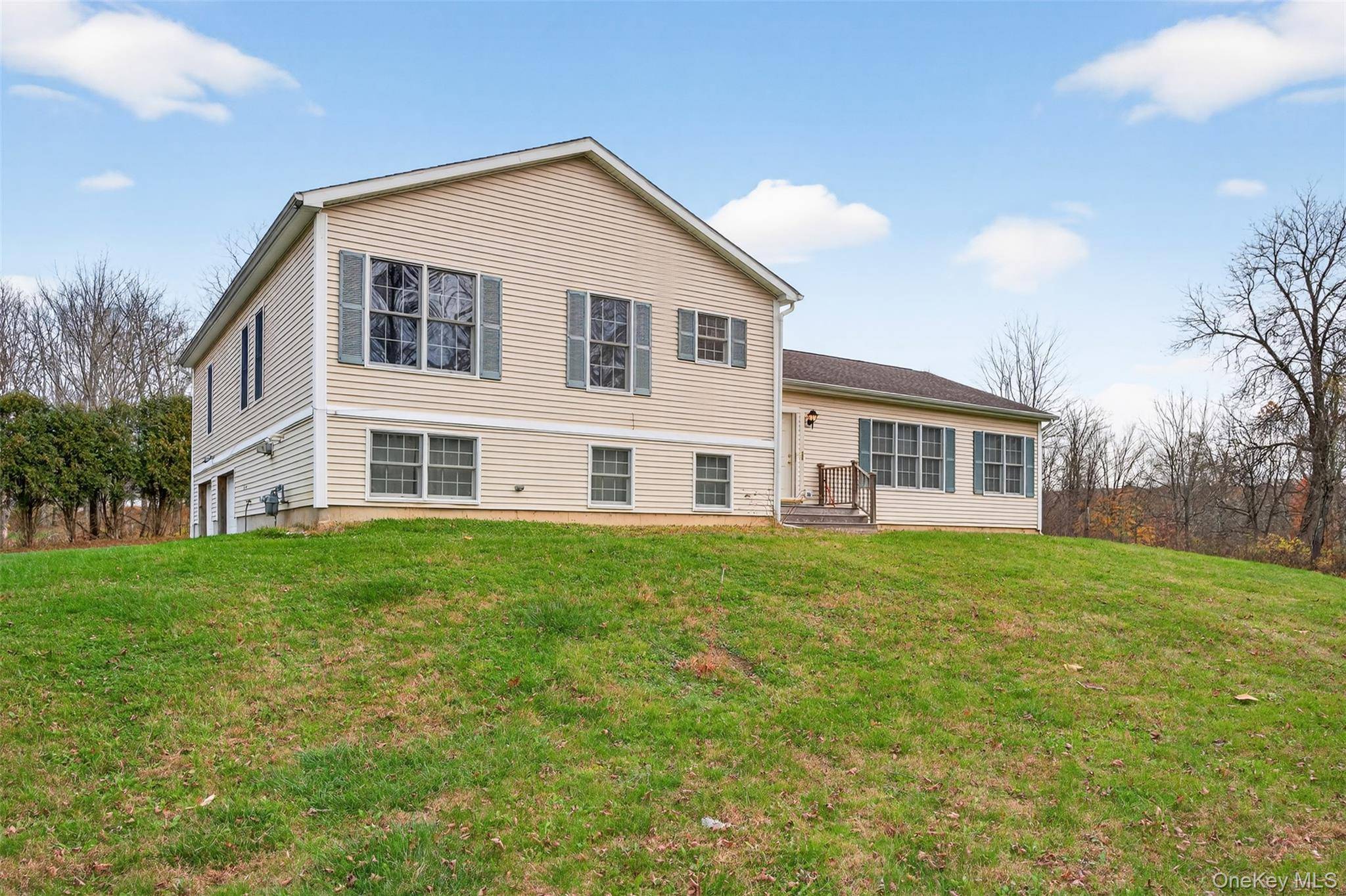 98 Black Creek RD, Esopus, NY 12429