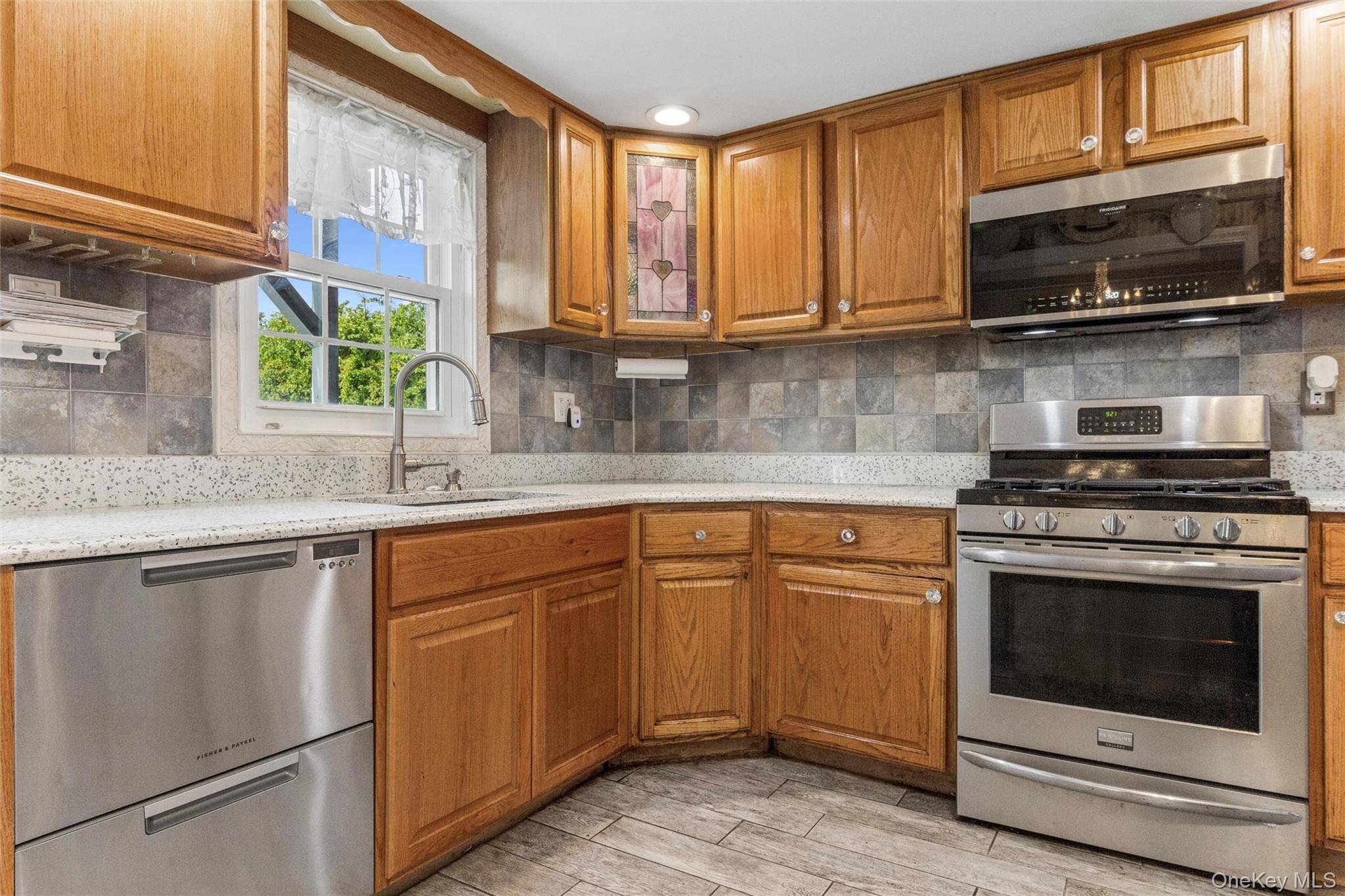84 Barnum ST, West Babylon, NY 11704