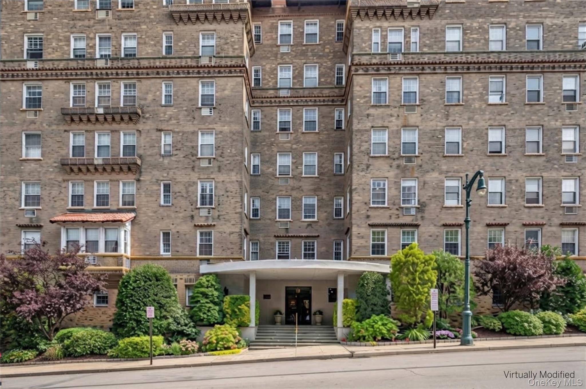 16 N Chatsworth AVE #606, Larchmont, NY 10538