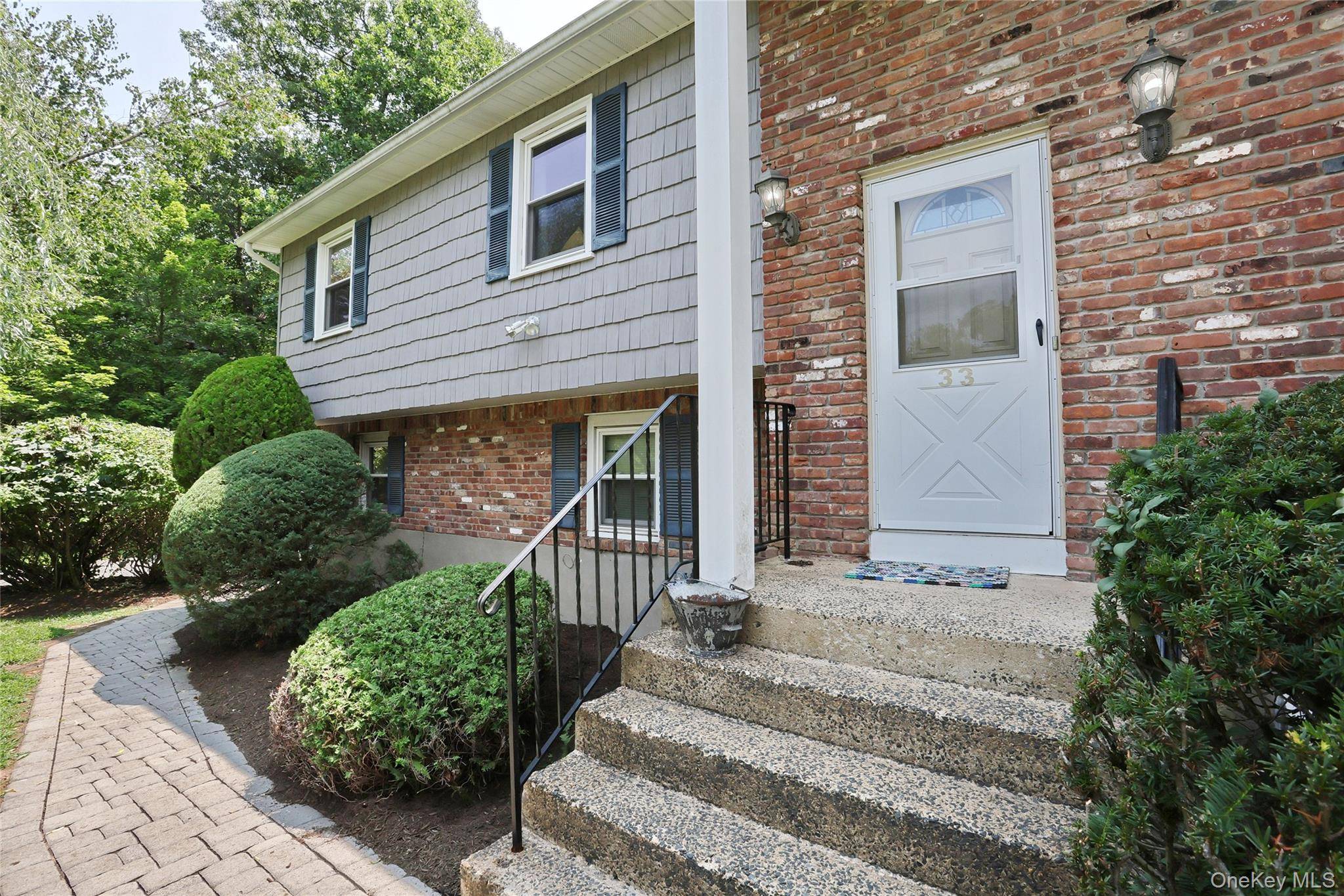 33 Tor View AVE, New City, NY 10956